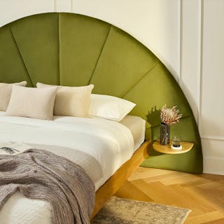 The Statement Bed Bundle - Queen - Primary View 1 of 6 (Click To Zoom).
