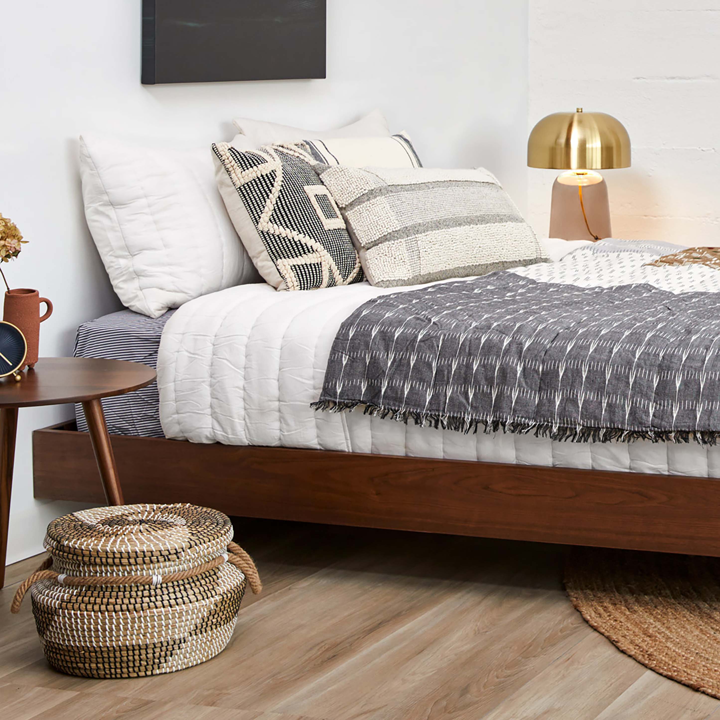 Basi walnut queen bed frame discount