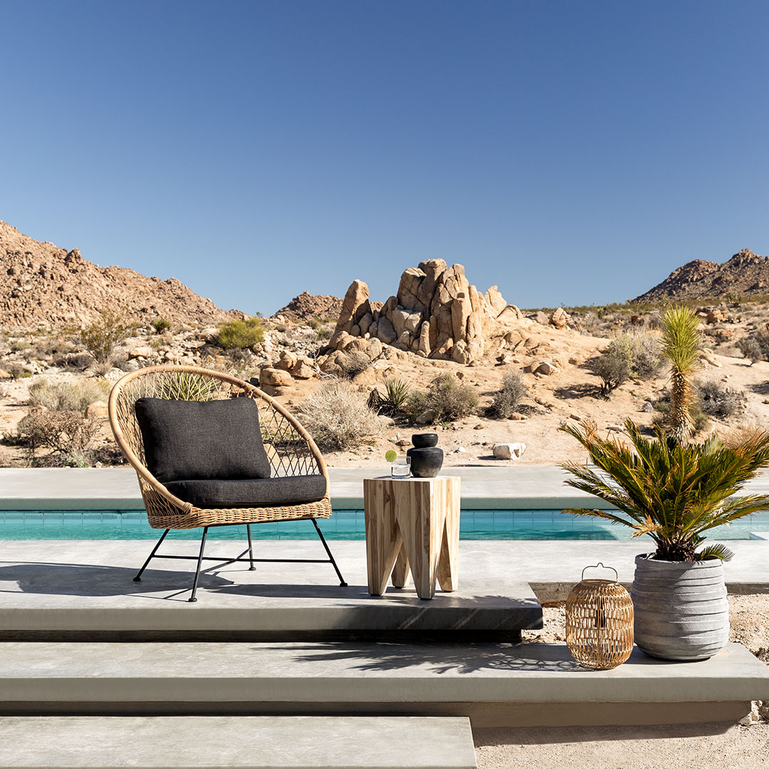 Aeri 37" Outdoor Lounge Chair - Thumbnail 4