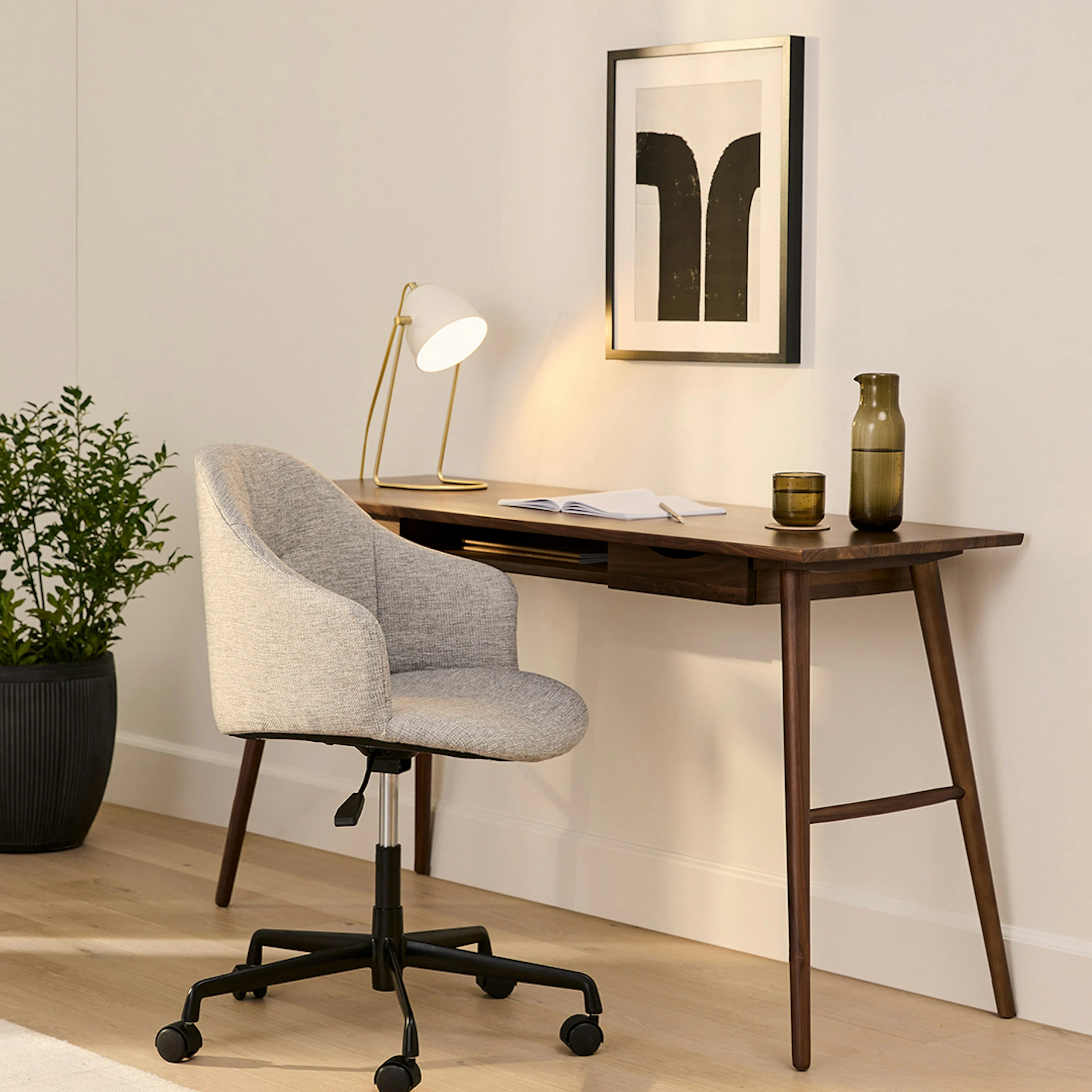 Culla 55" Walnut Desk - Modern Office Furniture
