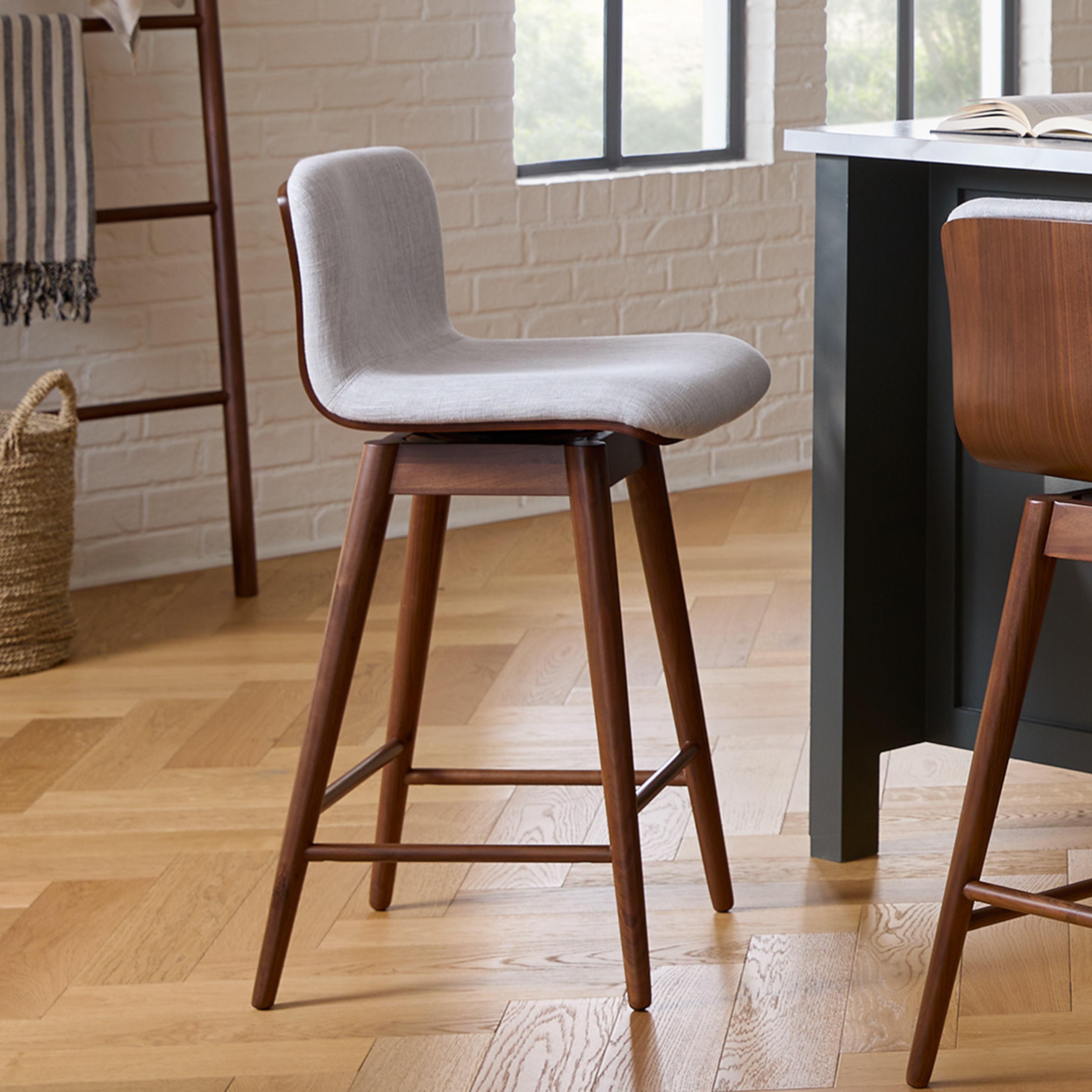 Deals bar stools