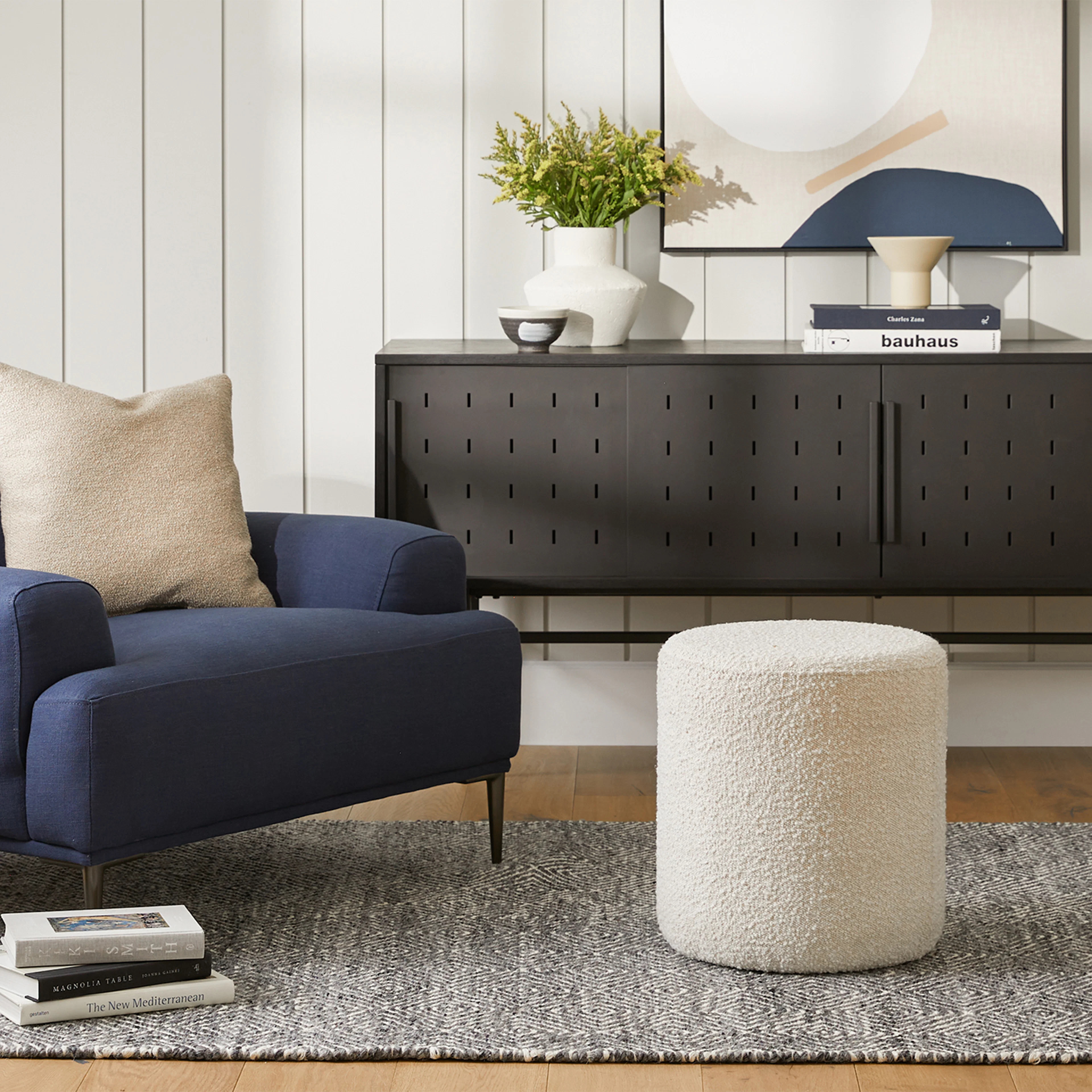 Cilo 16" Ivory Bouclé Ottoman - Stylish & Cozy