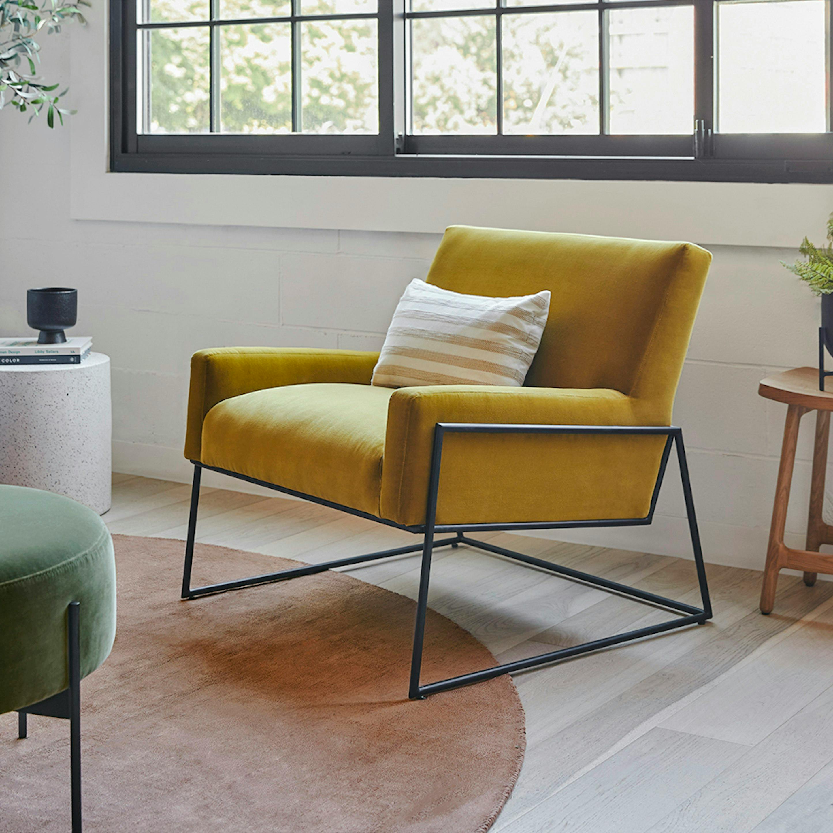 Article Regis Lounge Chair - Thumbnail 3