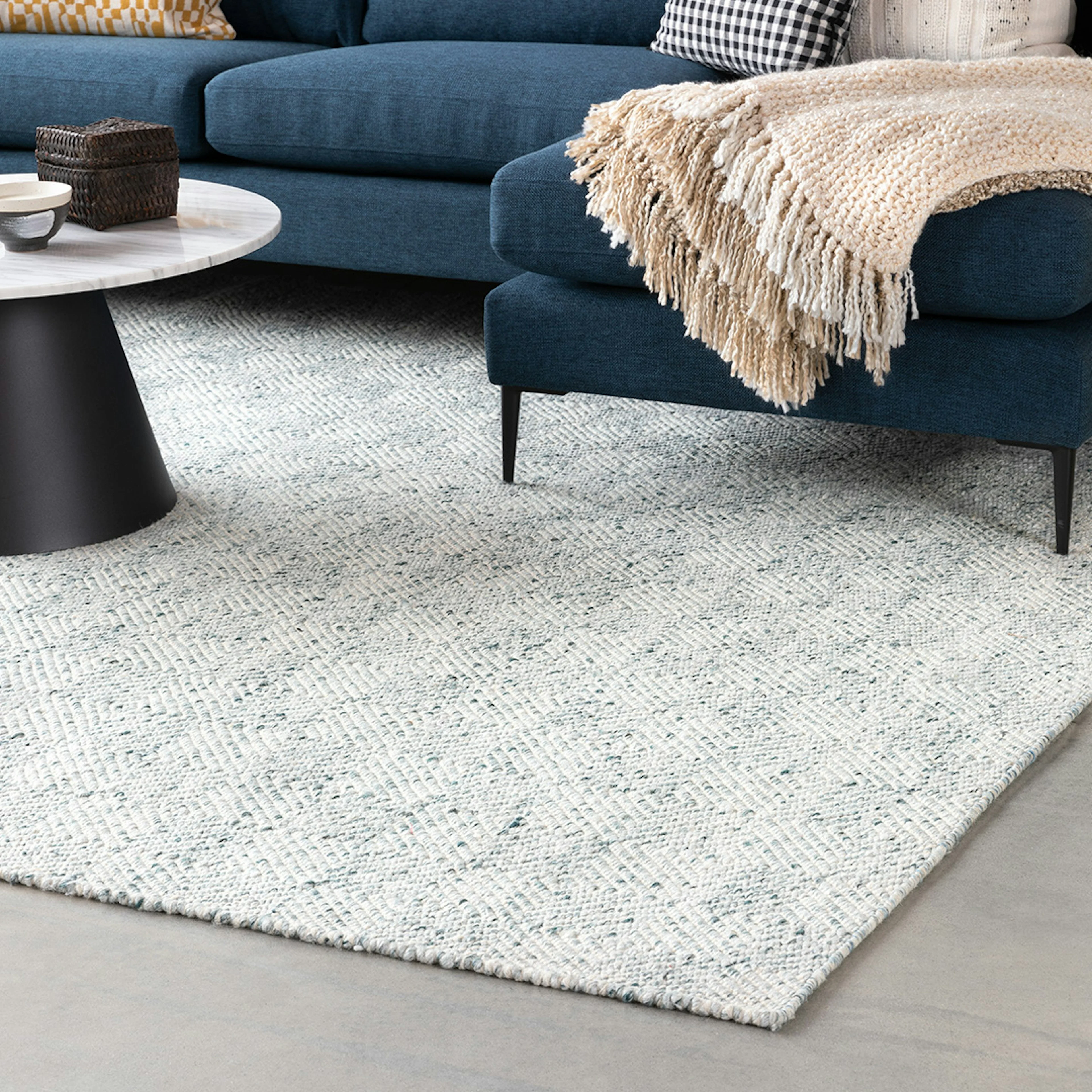 Bovi 8 x 10 Rug - Pearl Blue