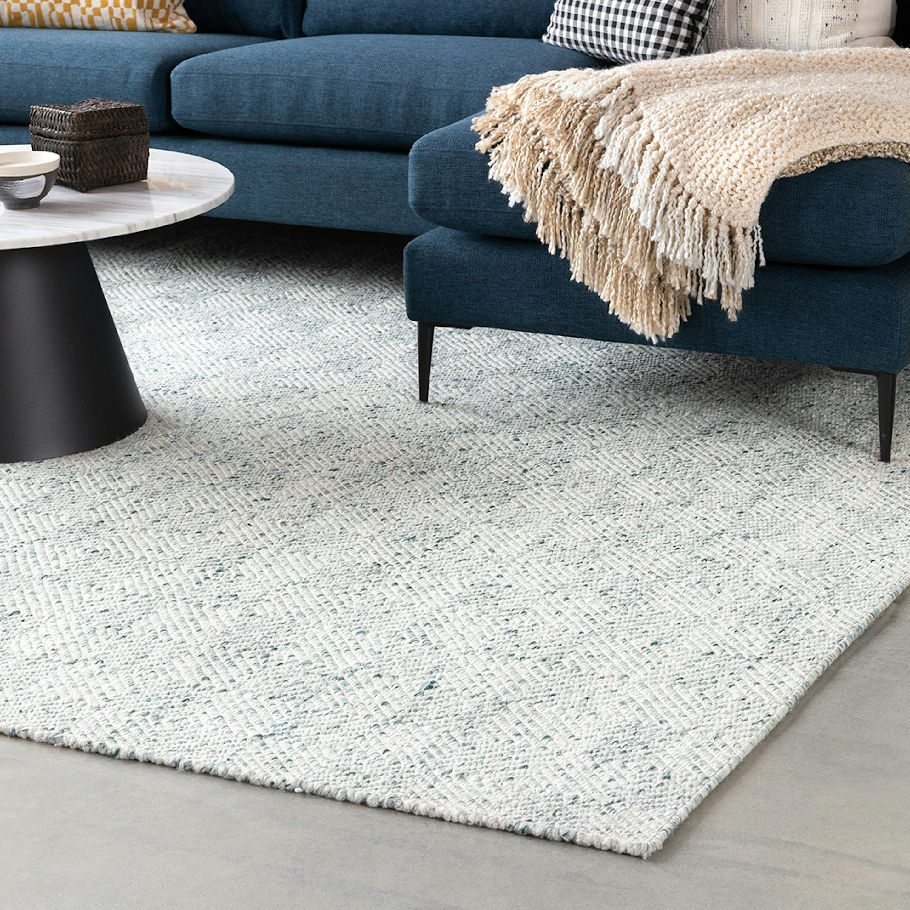 Bovi 8 x 10 Rug - Pearl Blue