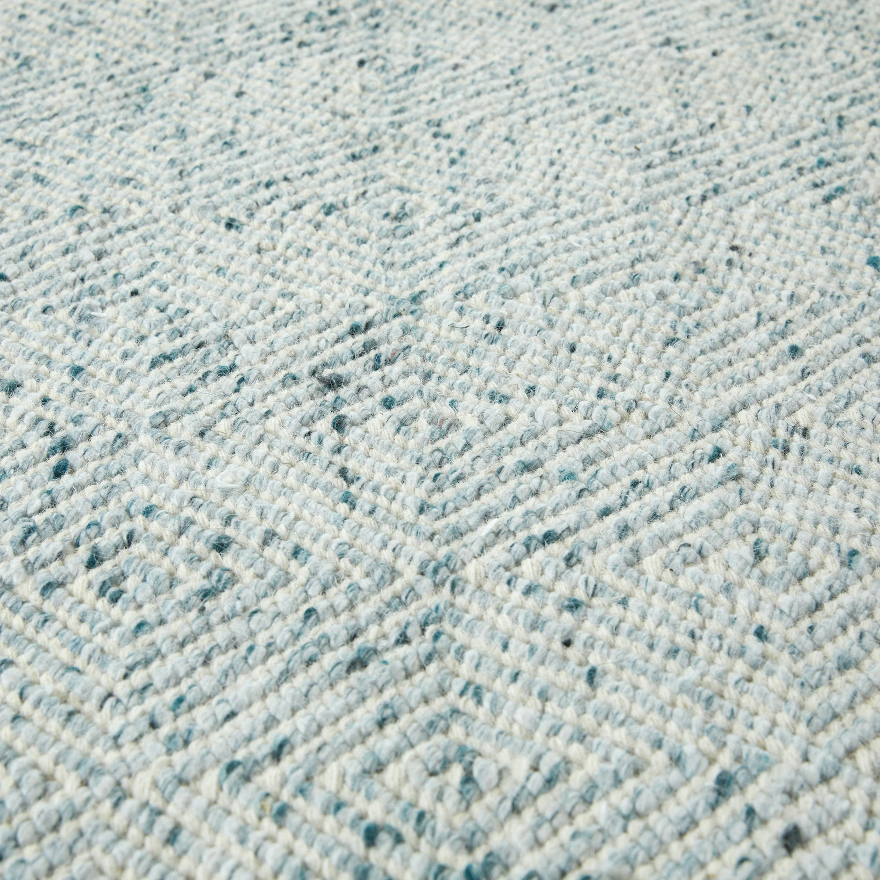 Bovi 8 x 10 Rug - Pearl Blue