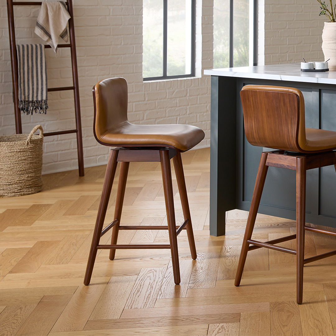 椅子 LUONKA leather stool LUONKA leather stool - メルカリ