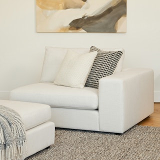 Beta 49" Right Arm Chair Module - Quartz White