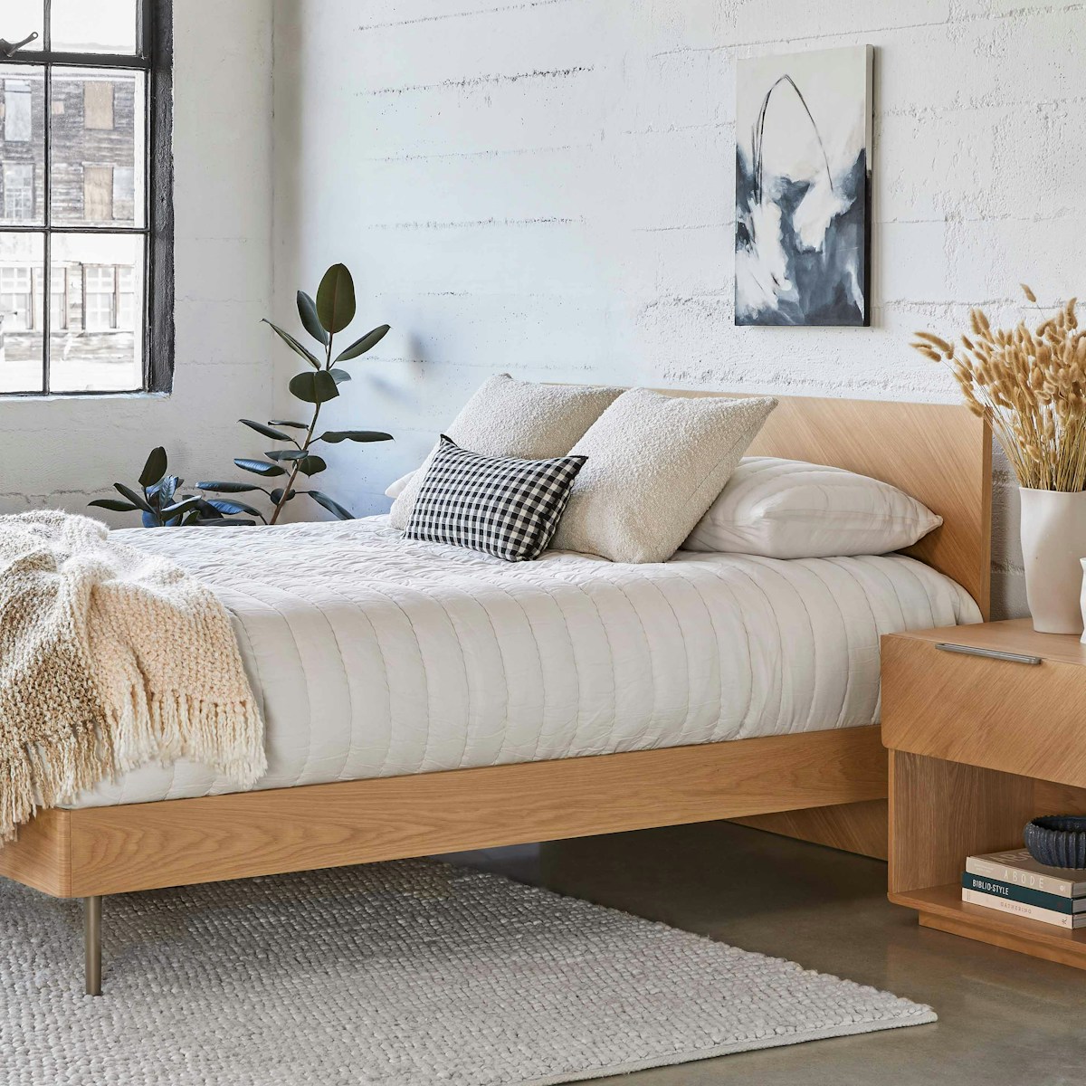 Article Nera Bed Review: Upholstered Linen at a Price That Changes the Category