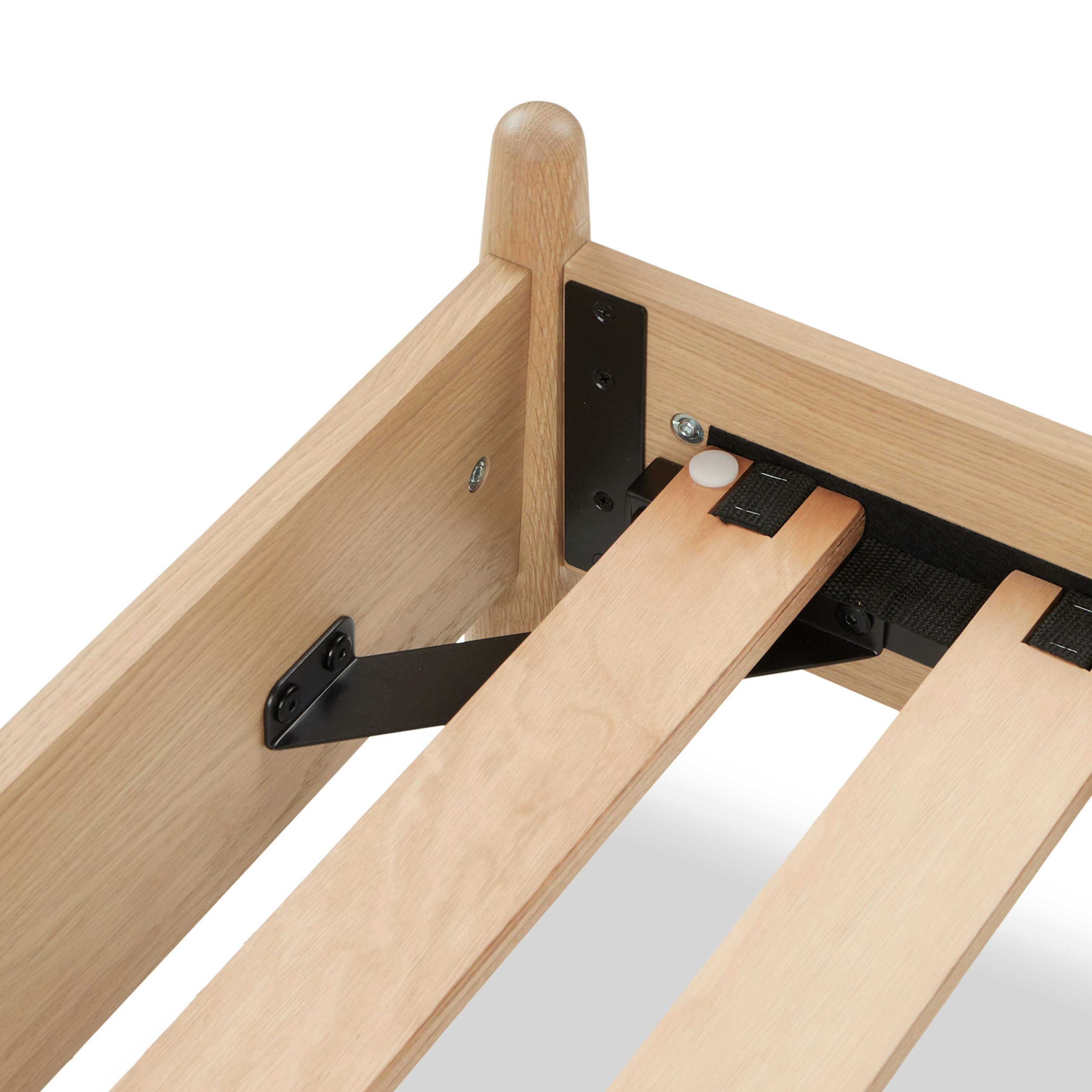White Oak King-sized Wood Spindle Bed | Lenia | Article