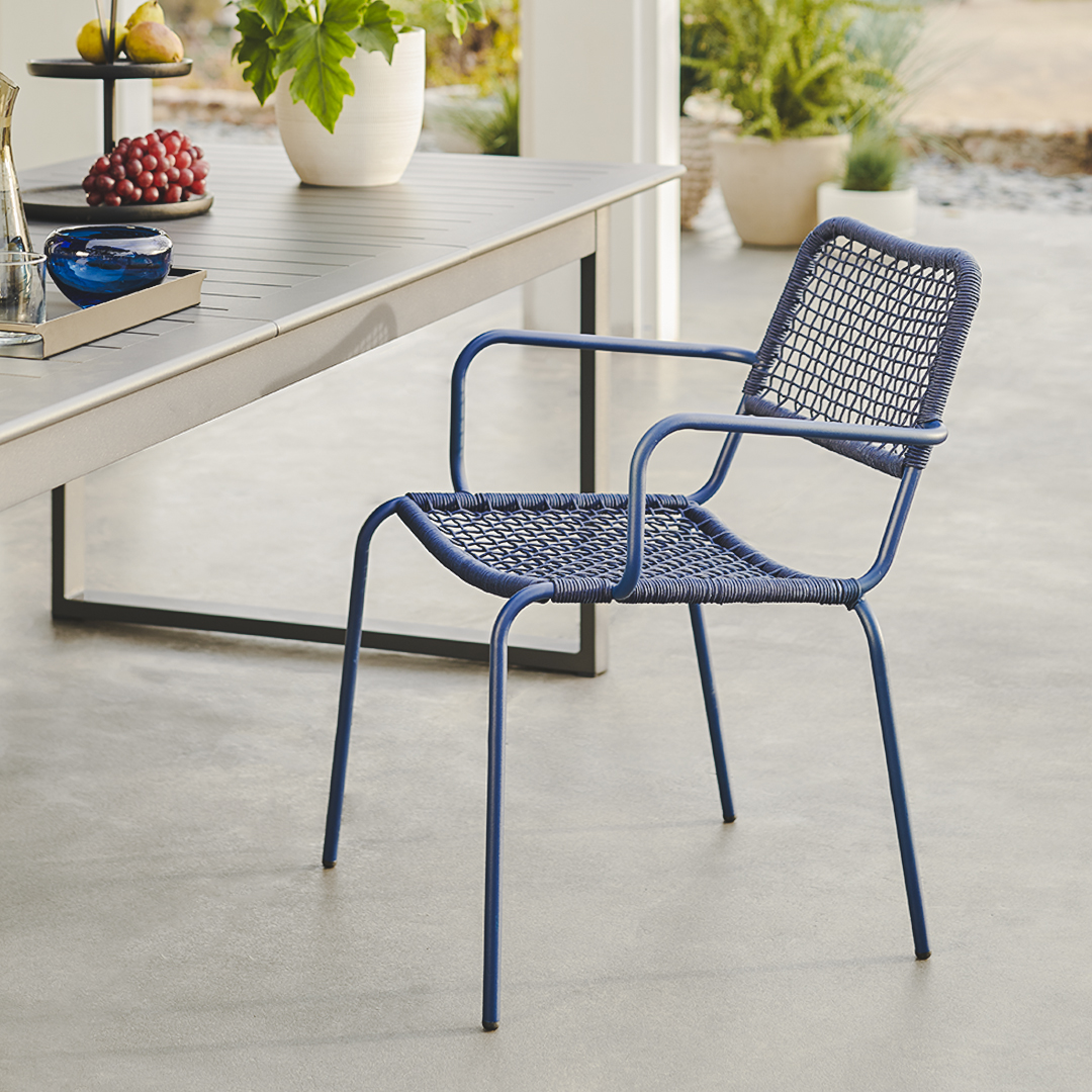Indigo Blue Aluminum & Woven Polypropylene Outdoor Dining