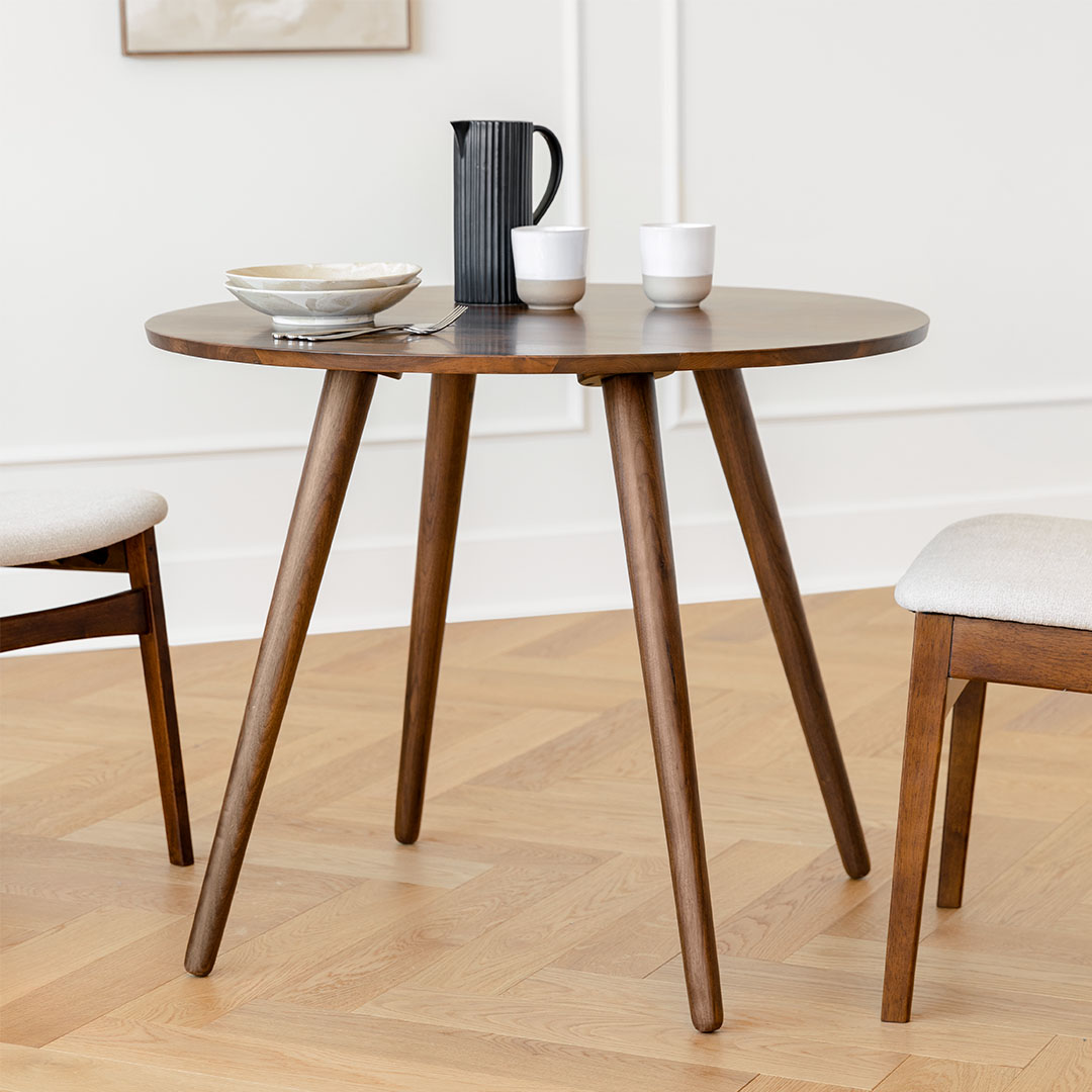 Walnut seno round dining table discount