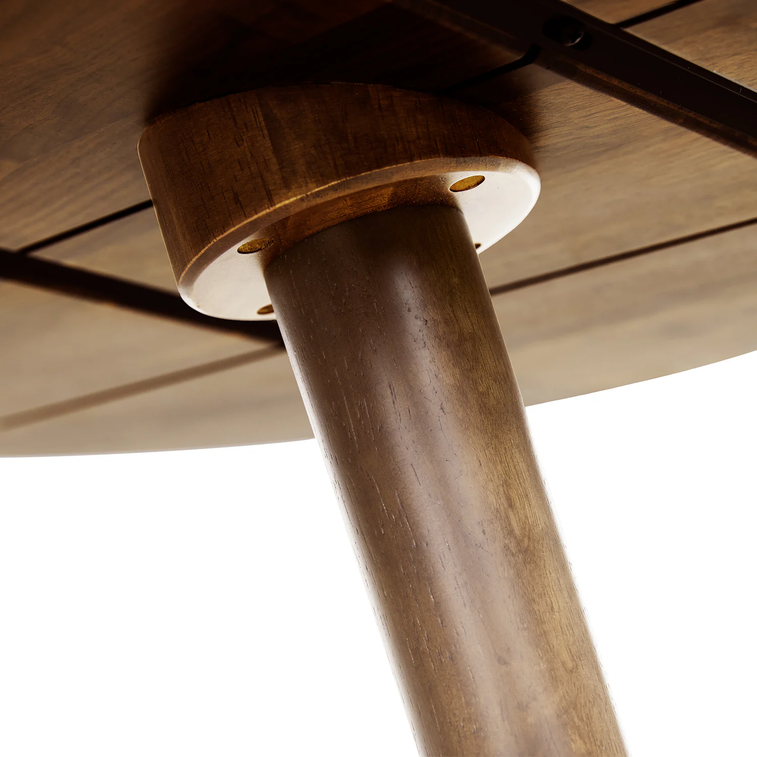 Seno 36" Round Dining Table - Walnut
