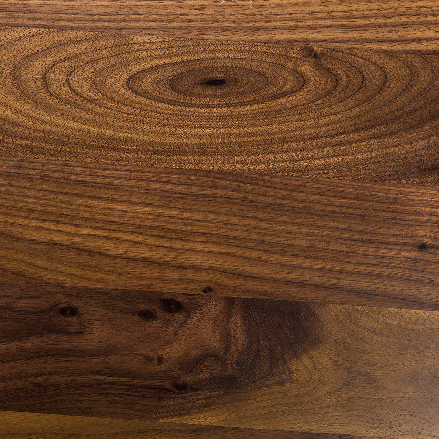 Seno 36" Round Dining Table - Walnut