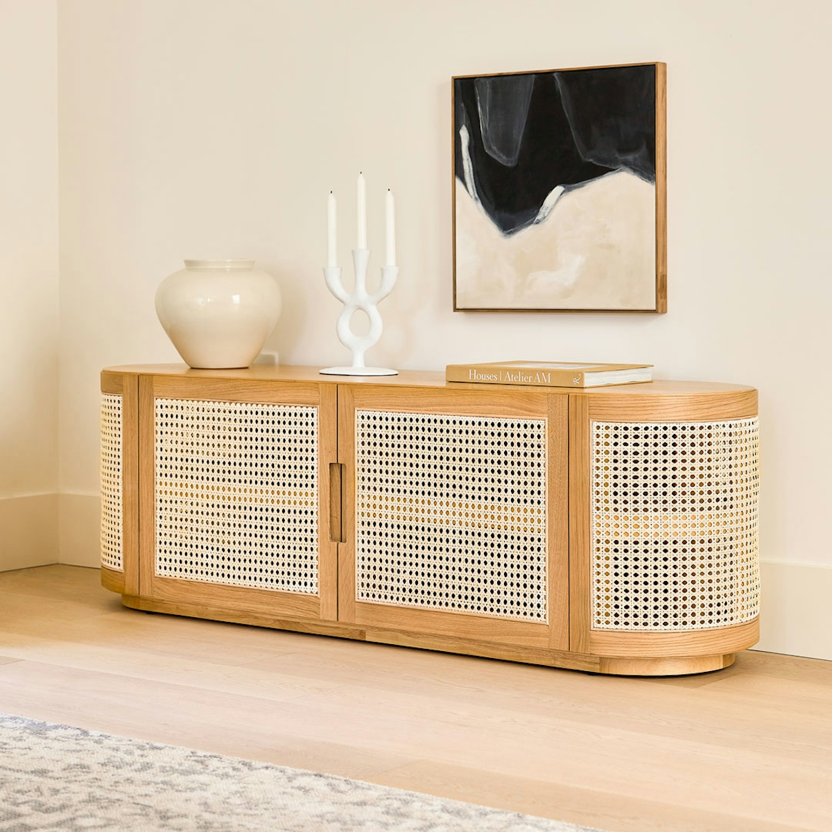 Candra Oak Media Unit