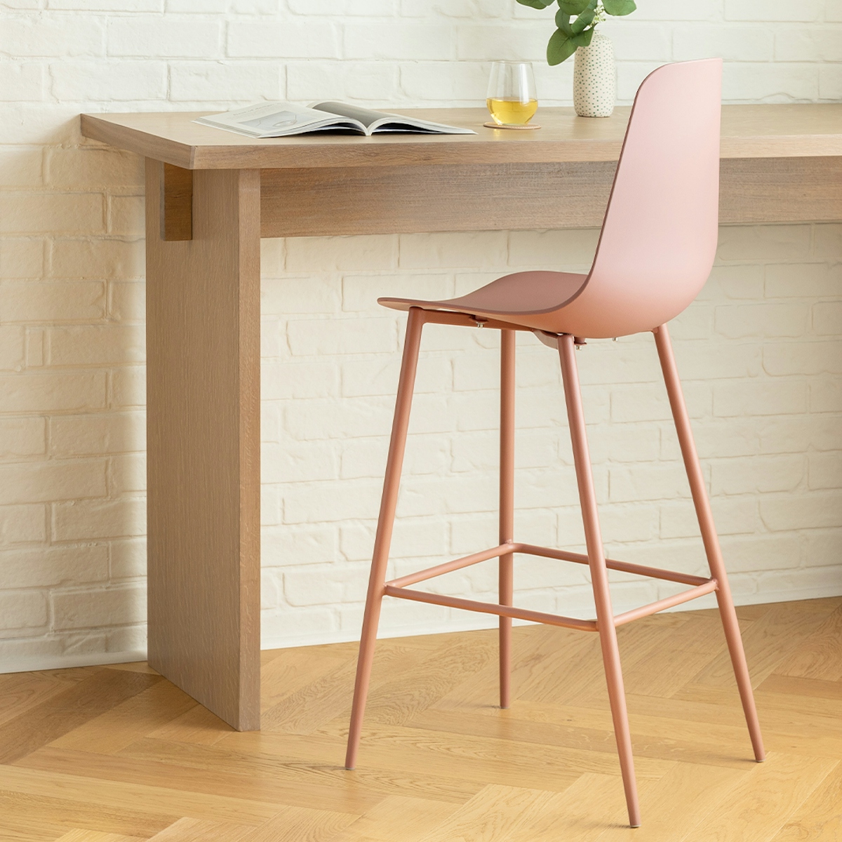 Svelti Bar Stool Dusty Pink Article