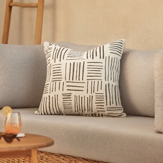 Rooth Jacquard Gray Indoor/Outdoor Pillow