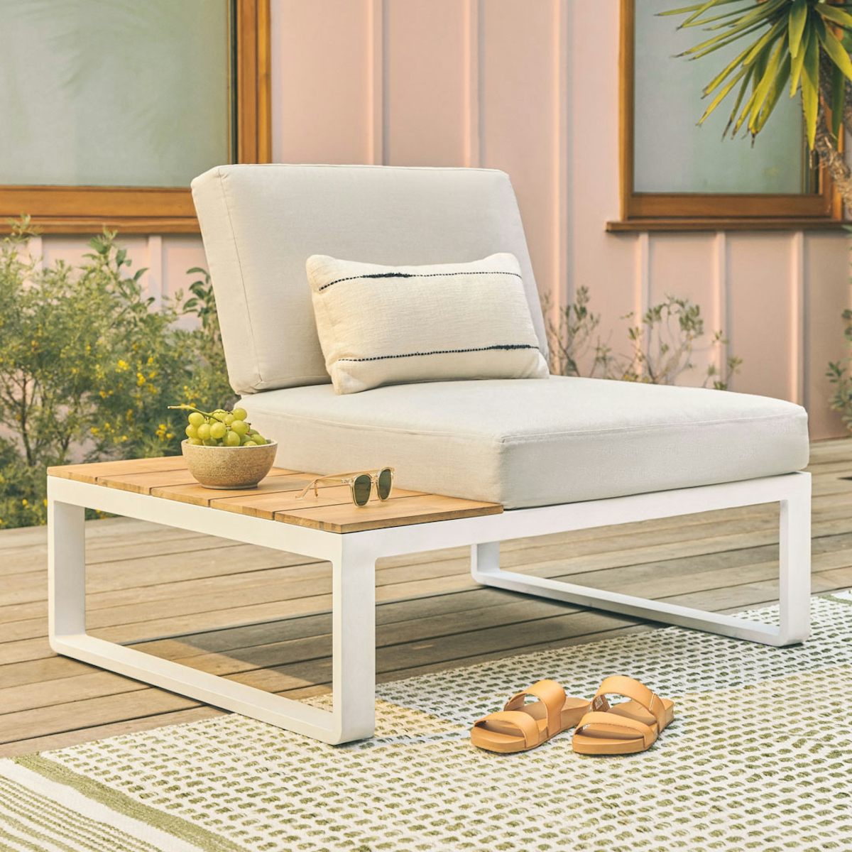 Lily White Metal & Fabric Outdoor Left Side Module Kezia Article