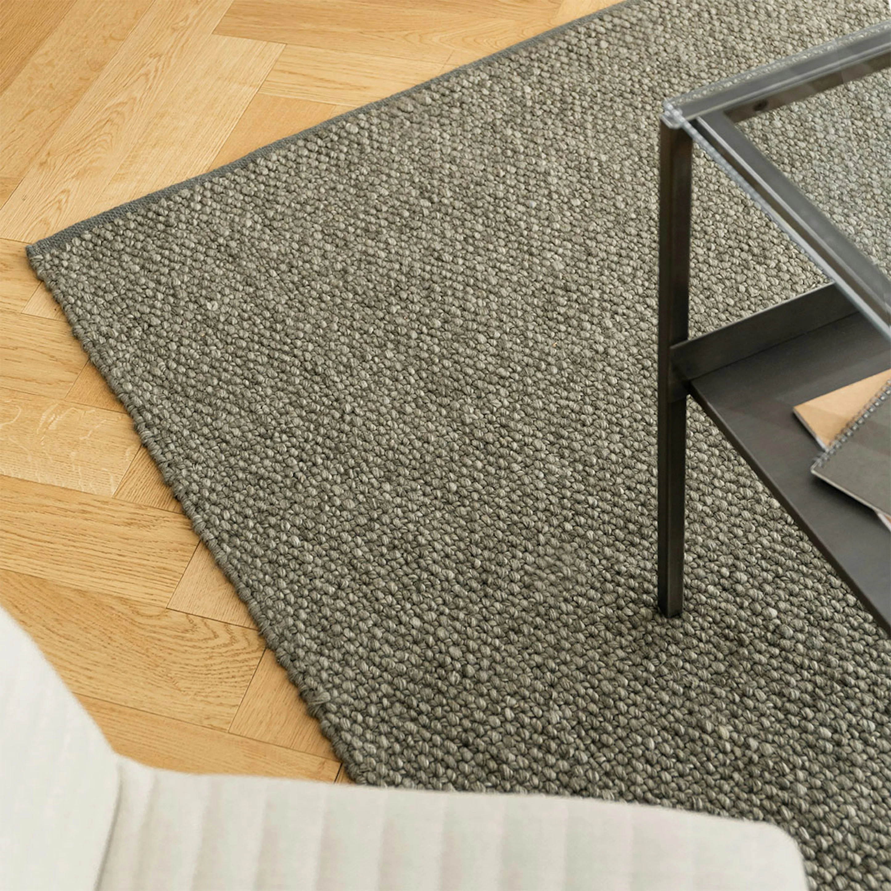 Texa 8x10 Speckled Green Rug - Stylish & Cozy