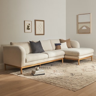 Kinso Buckler Ivory Right Sectional