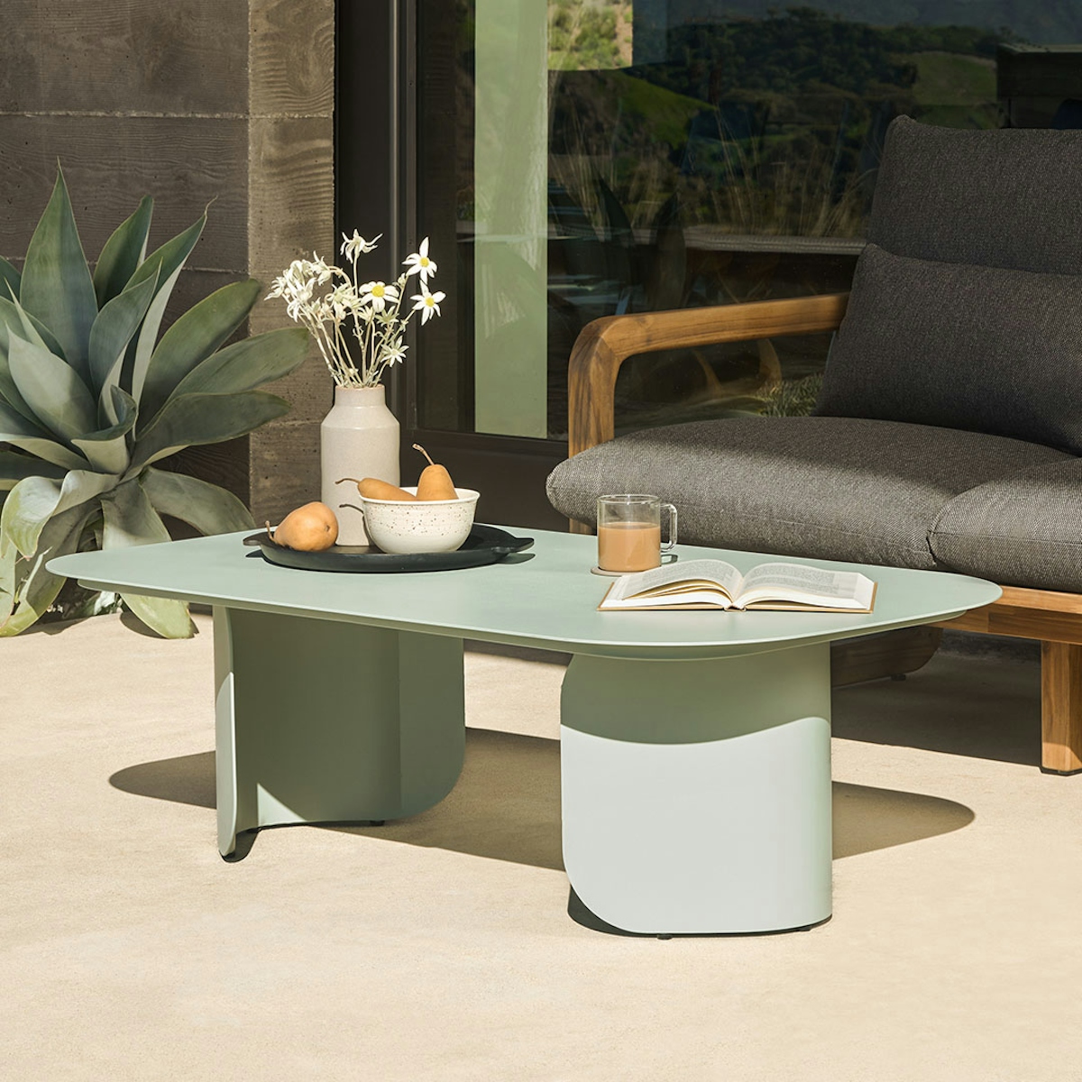 Skane Green & Powder Coated Steel Outdoor Coffee Table Article