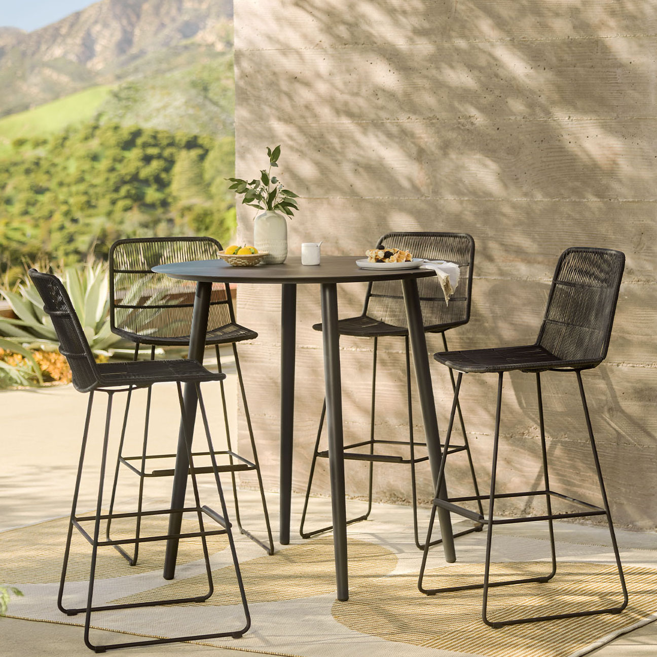 Contemporary, Mid Century & Modern Bar and Counter Tables