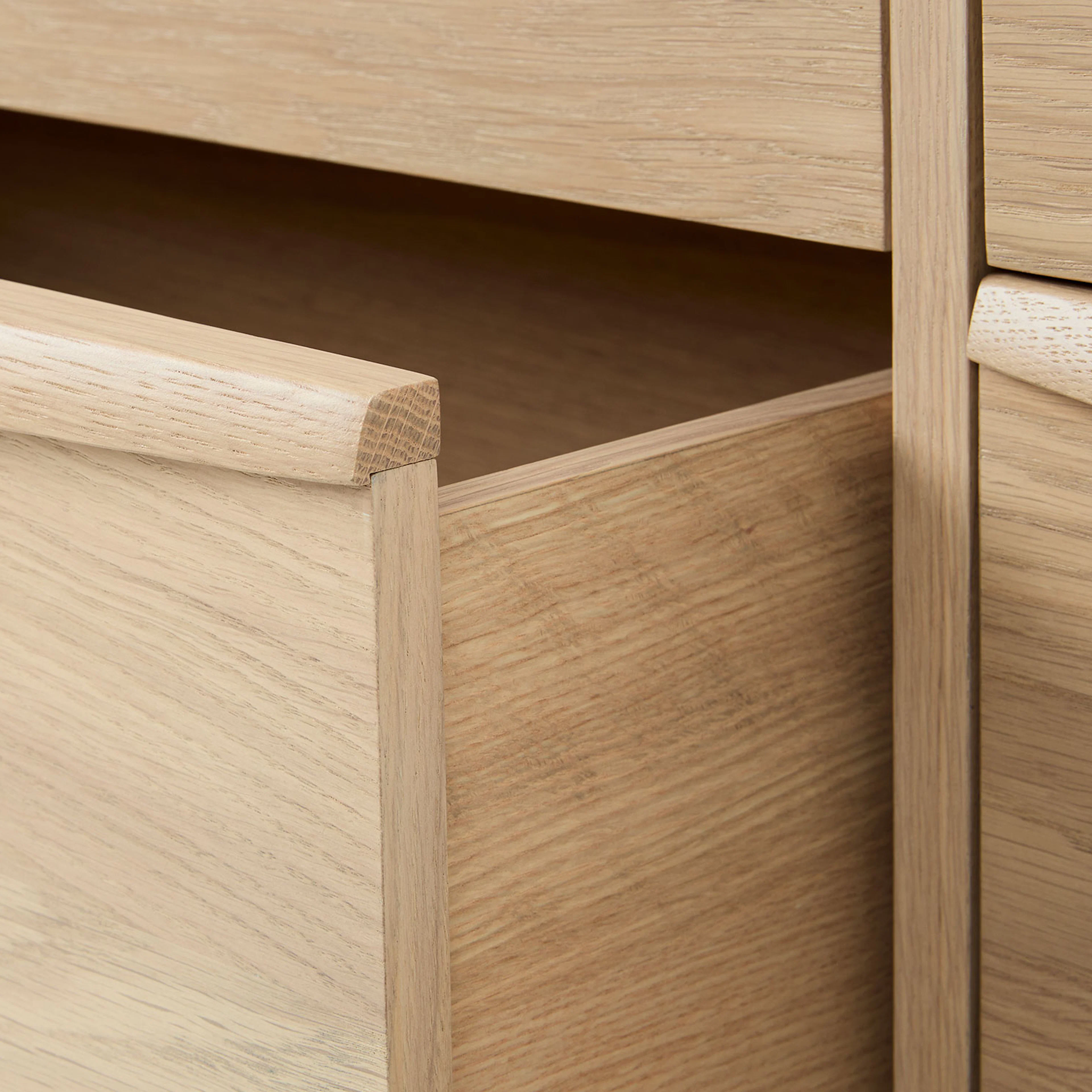 Lenia 9-Drawer Triple Dresser - White Oak