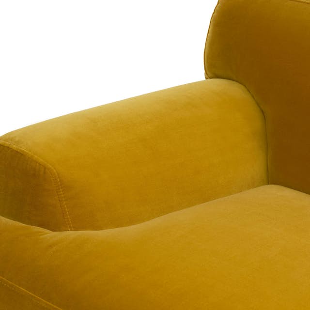 Abisko 42.5" Velvet Lounge Chair - Plush Yarrow Gold