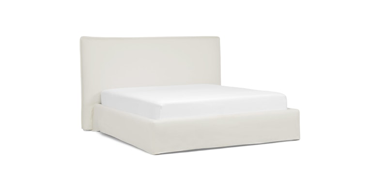 Saba Boulevard White Queen Slipcover Bed - Primary View 1 of 14 (Open Fullscreen View).