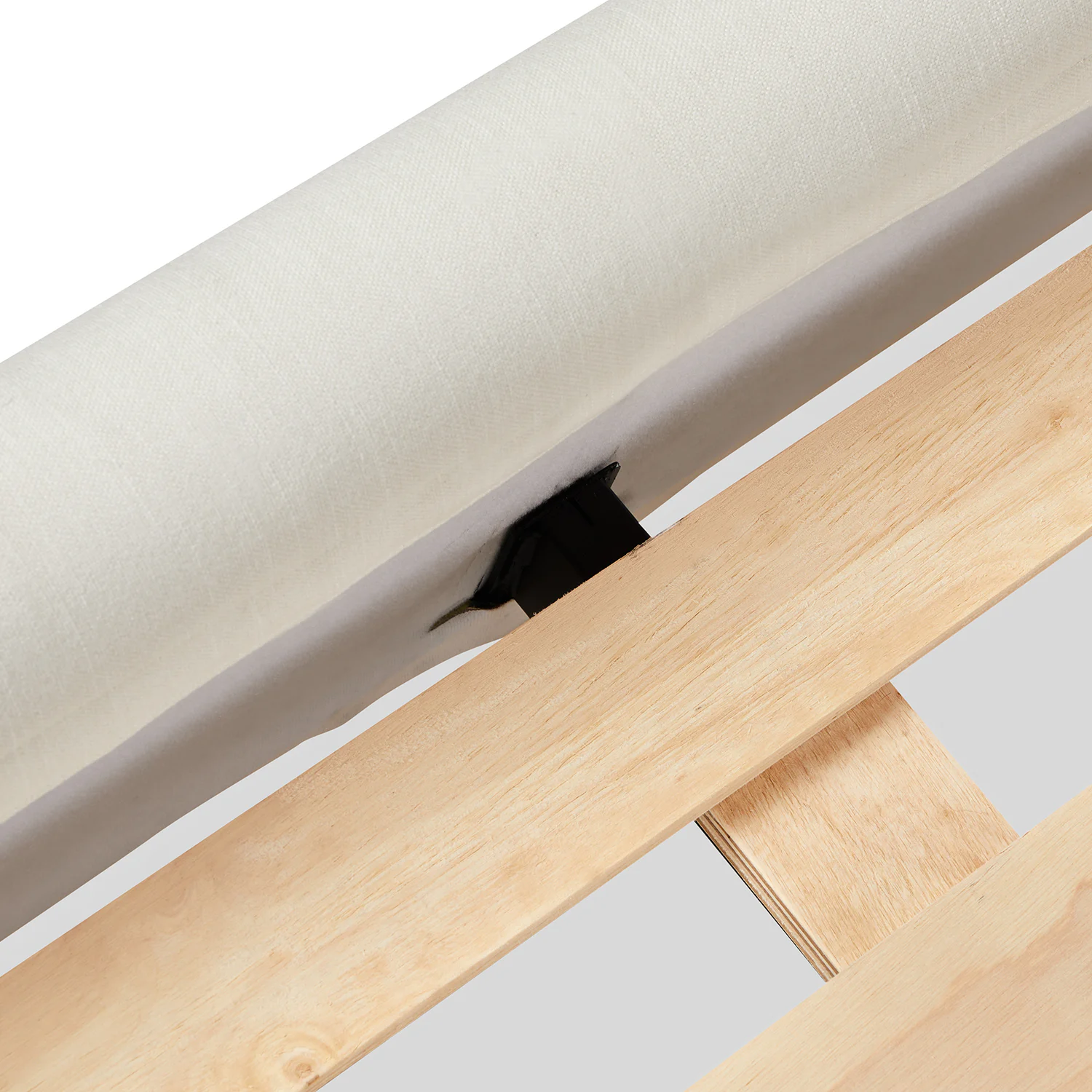 Saba Queen Slipcover Bed - Boulevard White