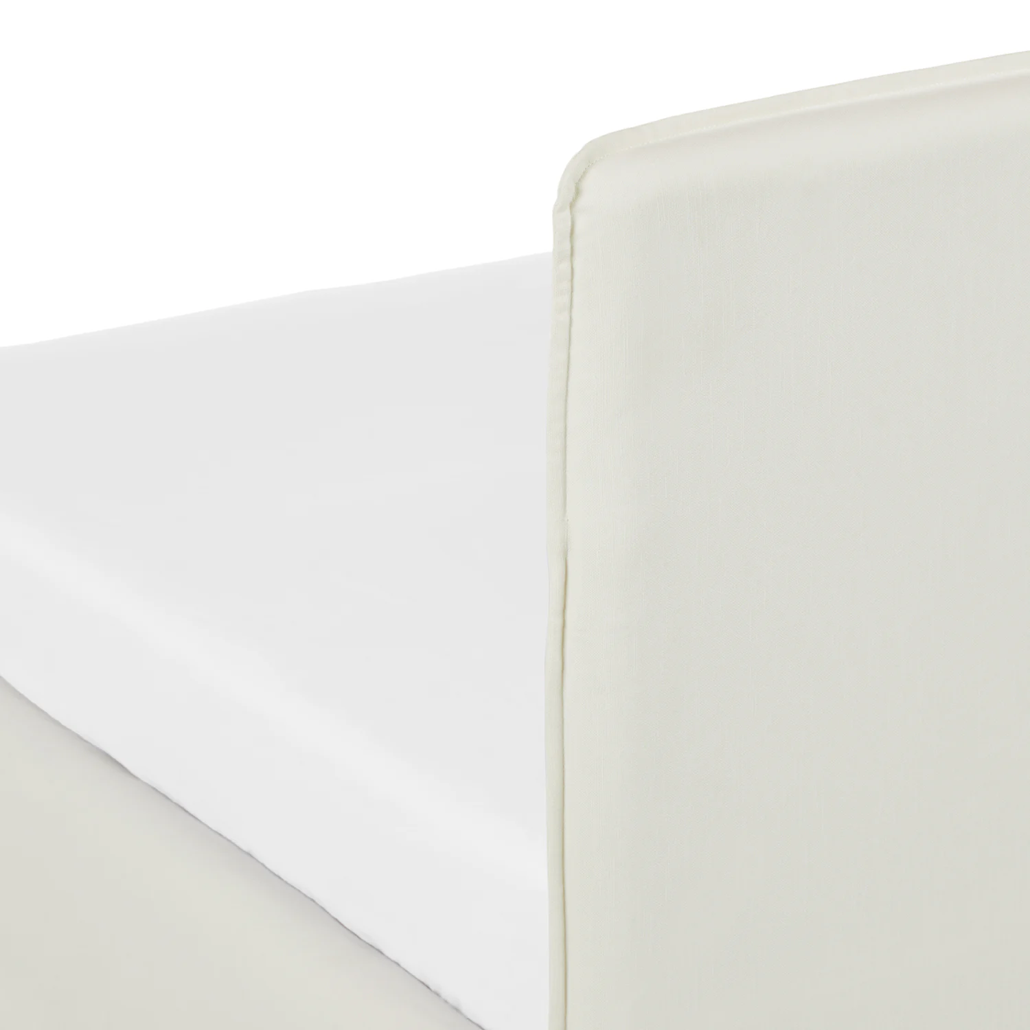 Saba Queen Slipcover Bed - Boulevard White