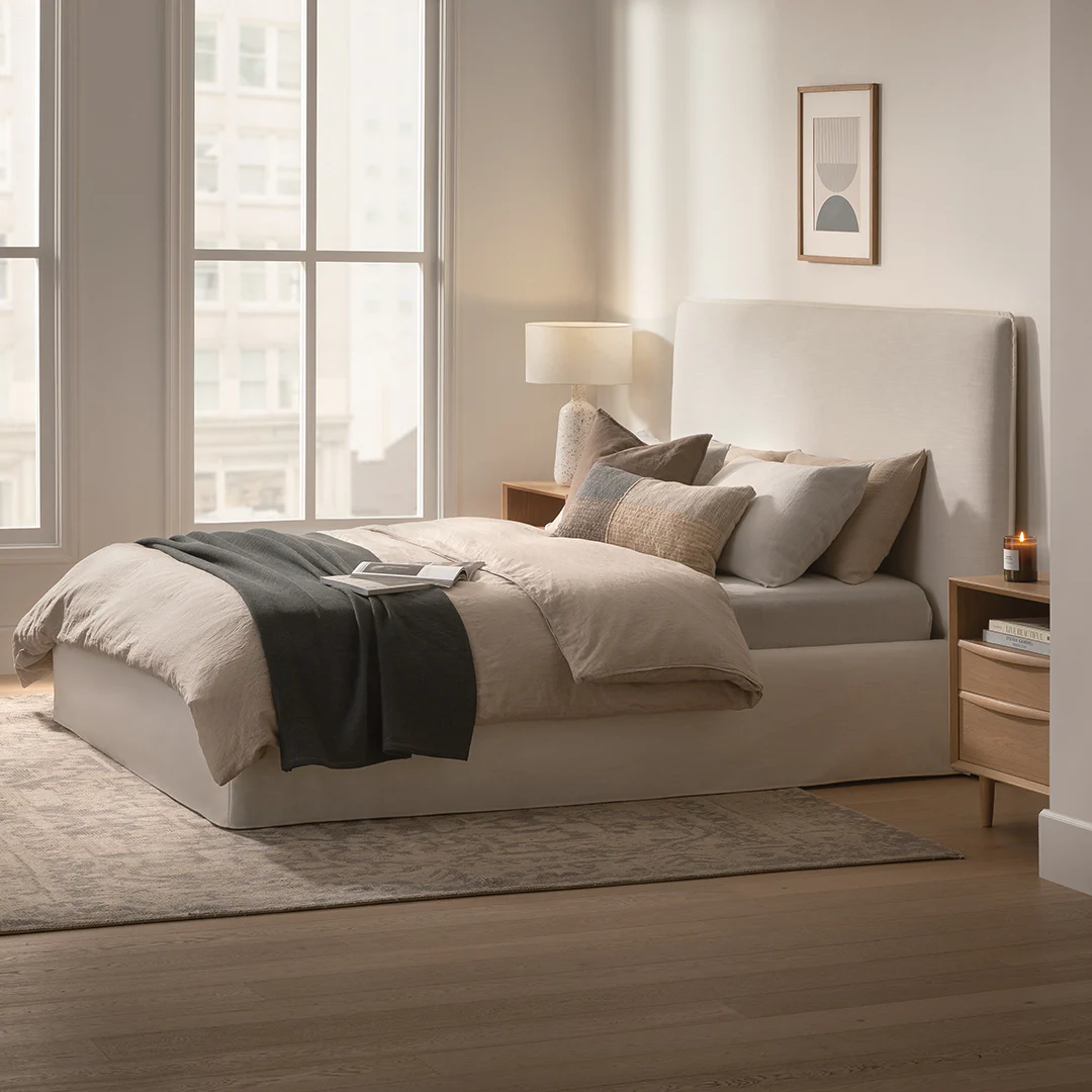 Saba Queen Slipcover Bed - Boulevard White