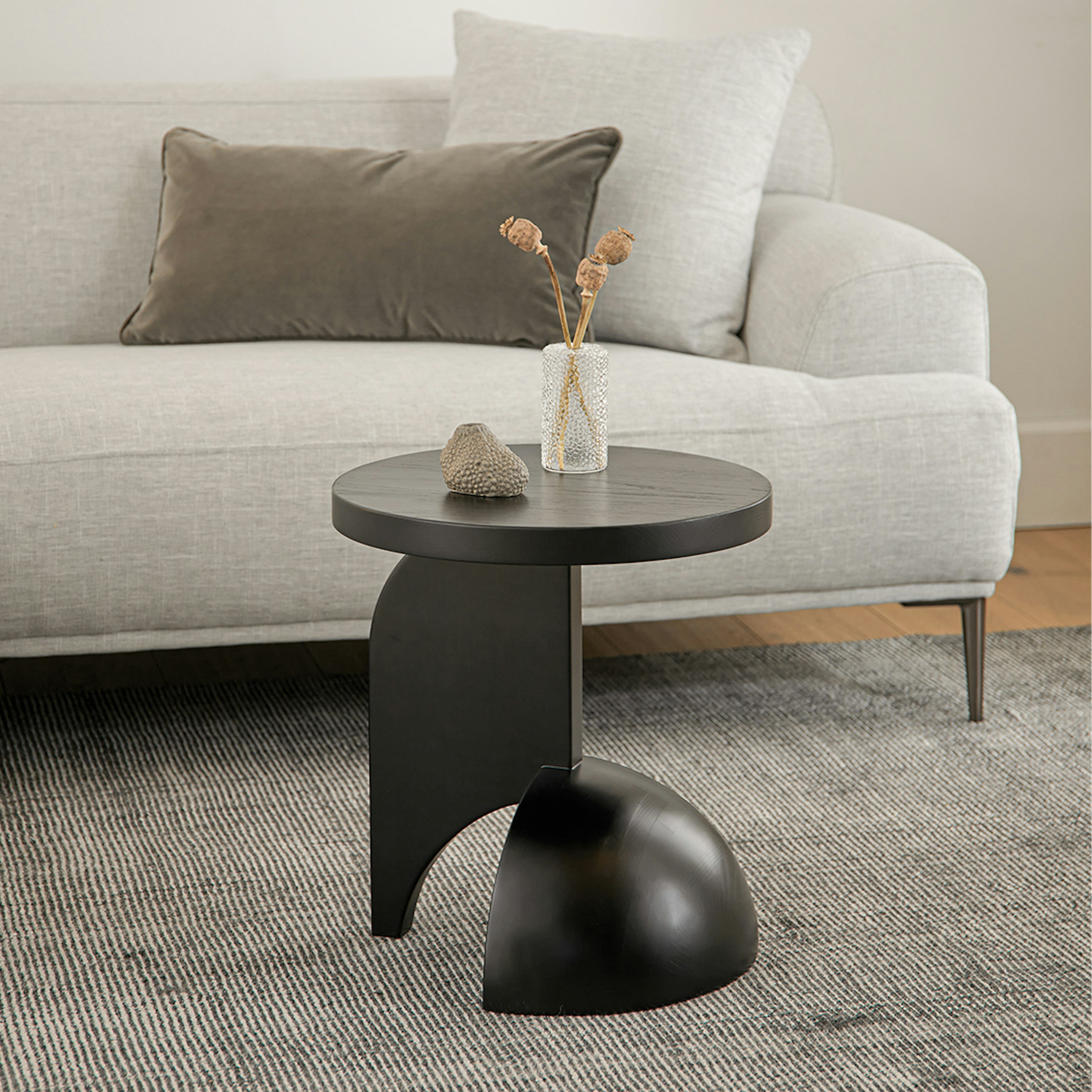 【極美品】unico solk side table C Shape Side Table | Skyler C Side Table With Inlay – Simpli