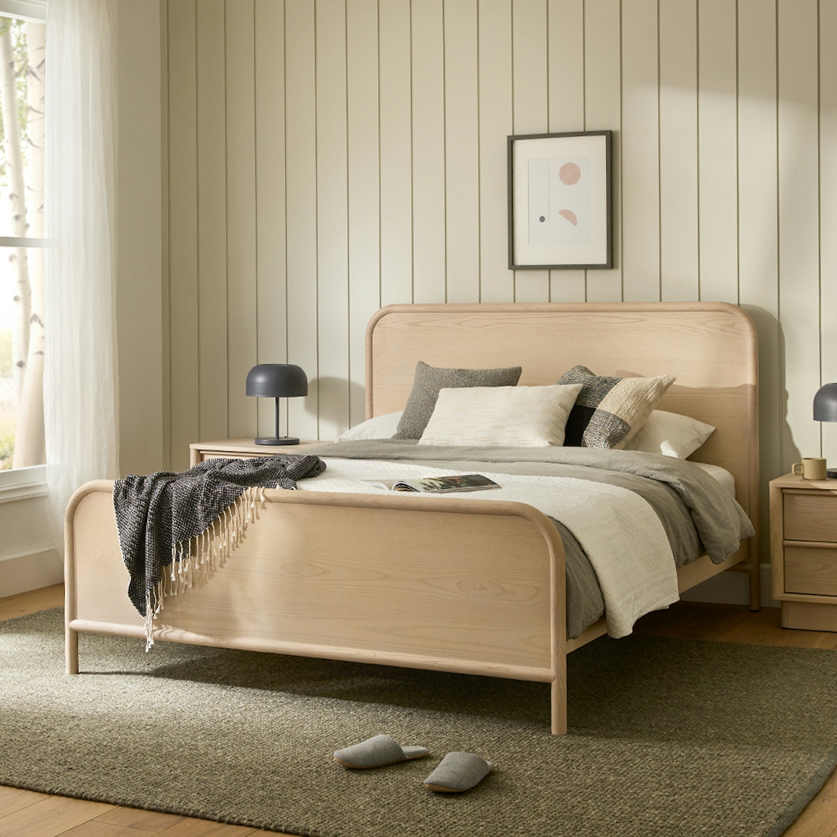 Faydra Natural Ash Solid Wood QueenSized Bed w/ Headboard Article