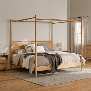 Lenia King Canopy Bed - White Oak