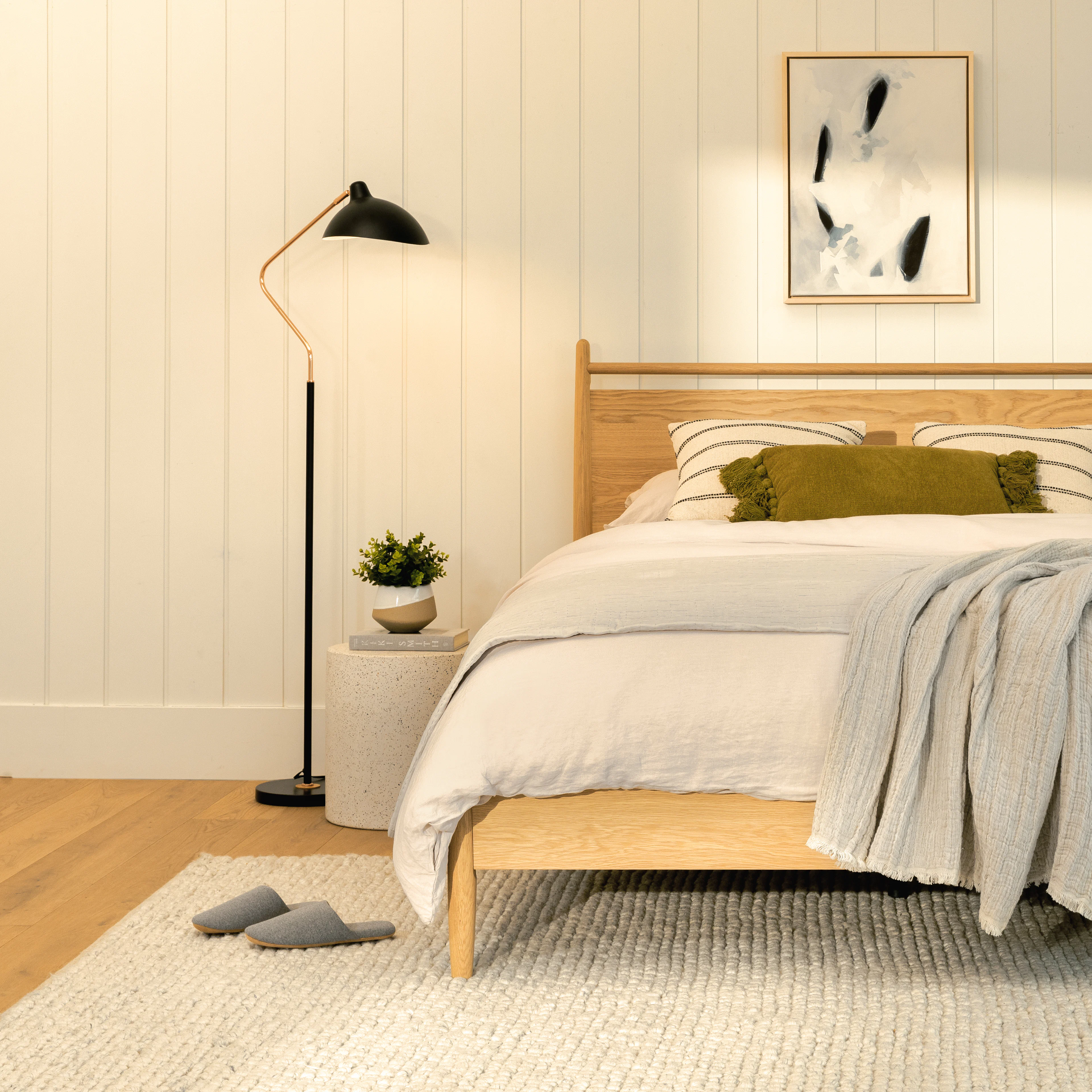 Leap Floor Lamp - Black