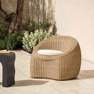 Avila 36.5" Outdoor Swivel Chair - Dravite Ivory