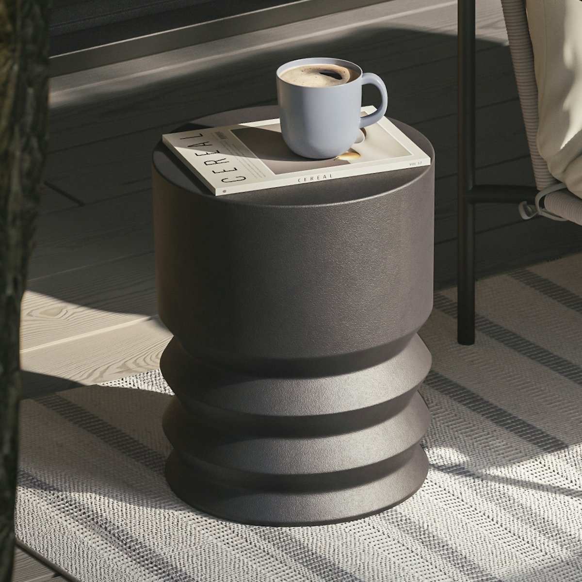 Pindo Black Side Table