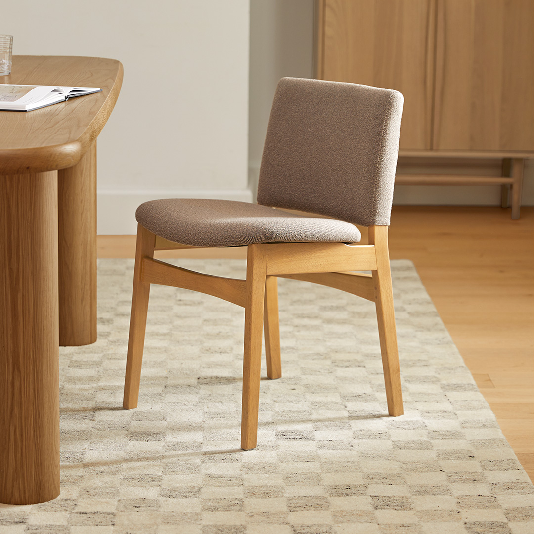 Brown oak dining chairs discount