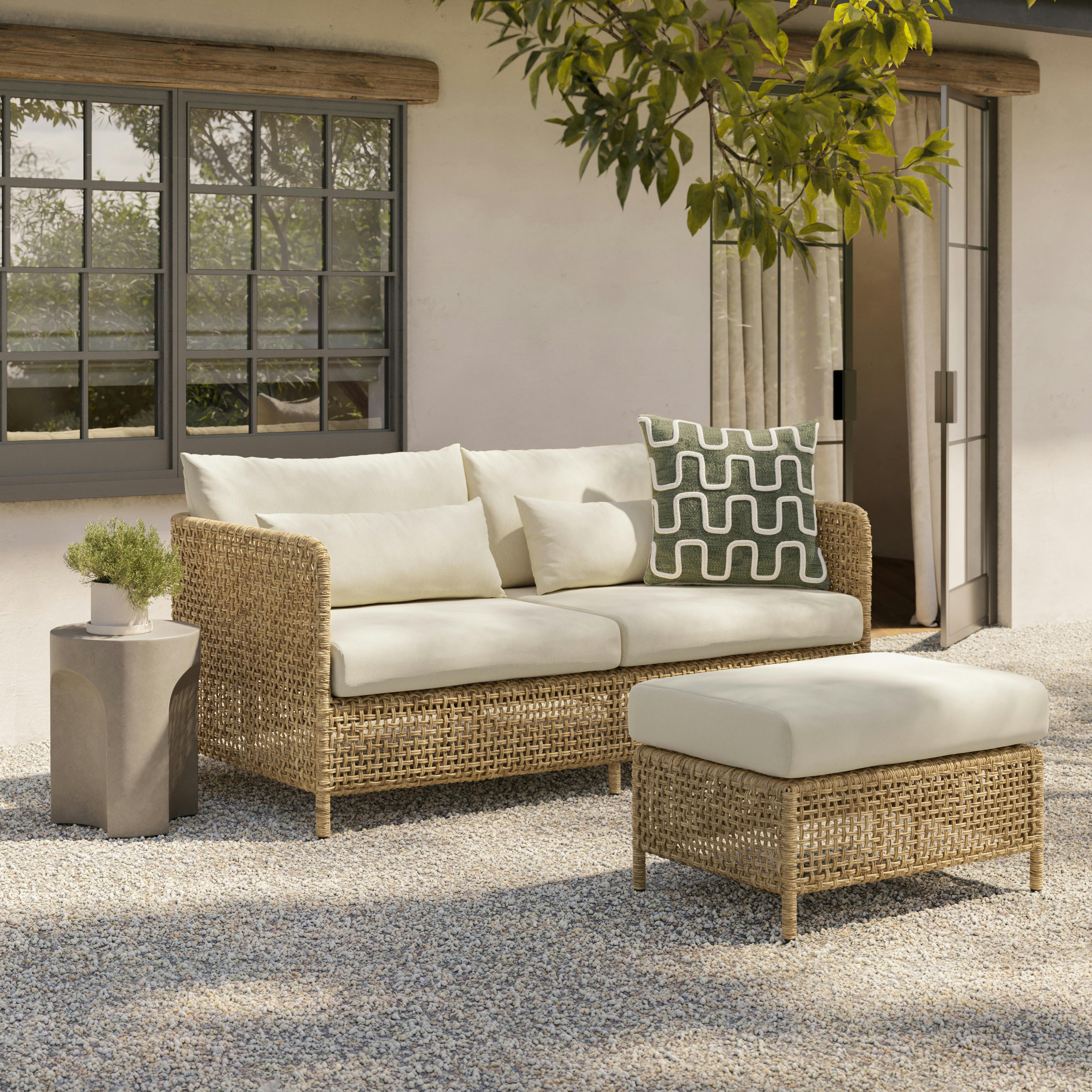 Article Robbi Loveseat - Thumbnail 3