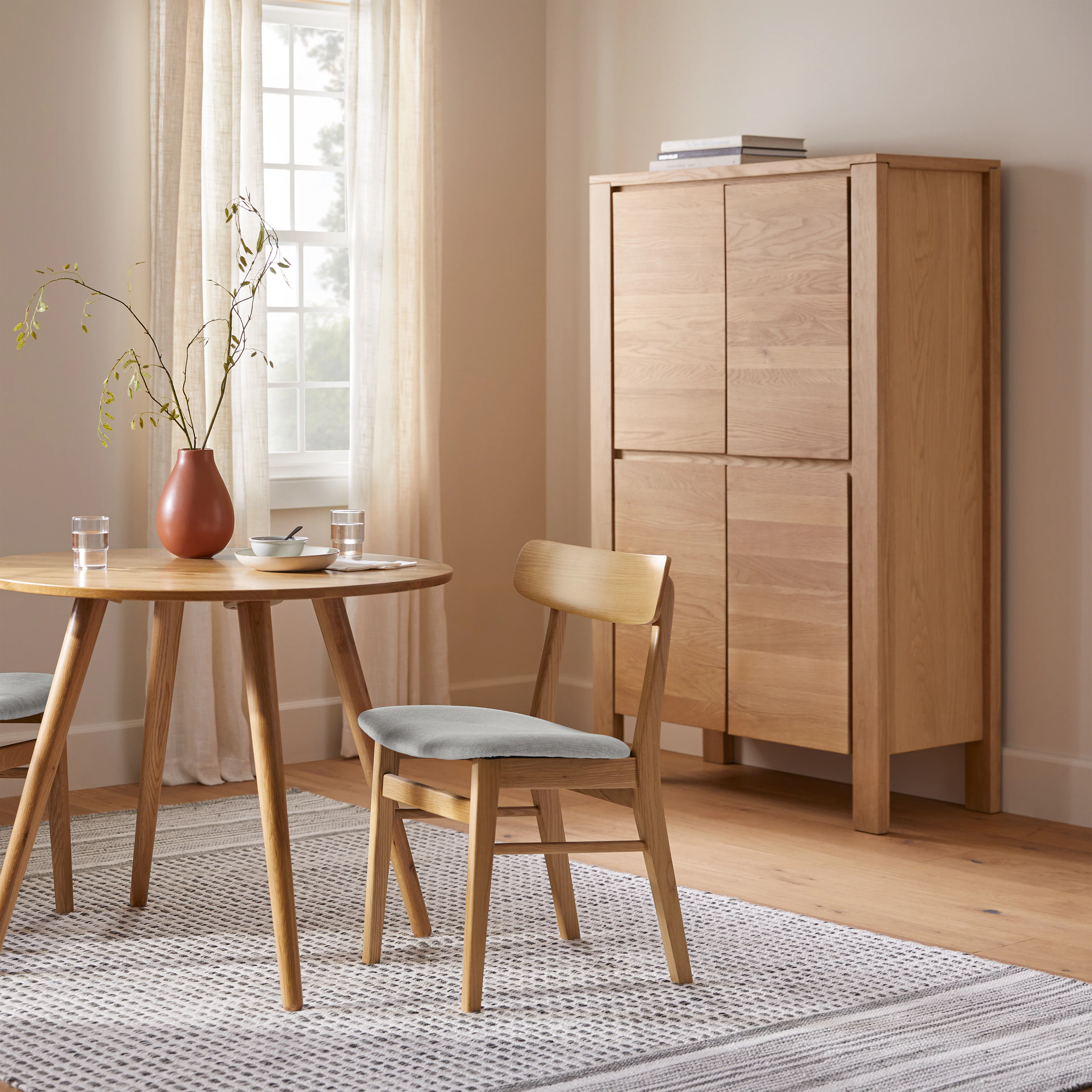 Dako 39" Cabinet - Natural Oak