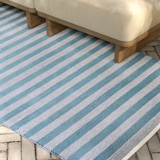 Elroy 5 x 8 Indoor/Outdoor Rug - Blue Stripe