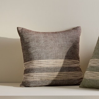 Mattie Pillow - Brown