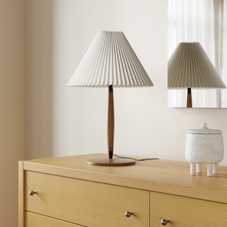 Rye Table Lamp - Walnut