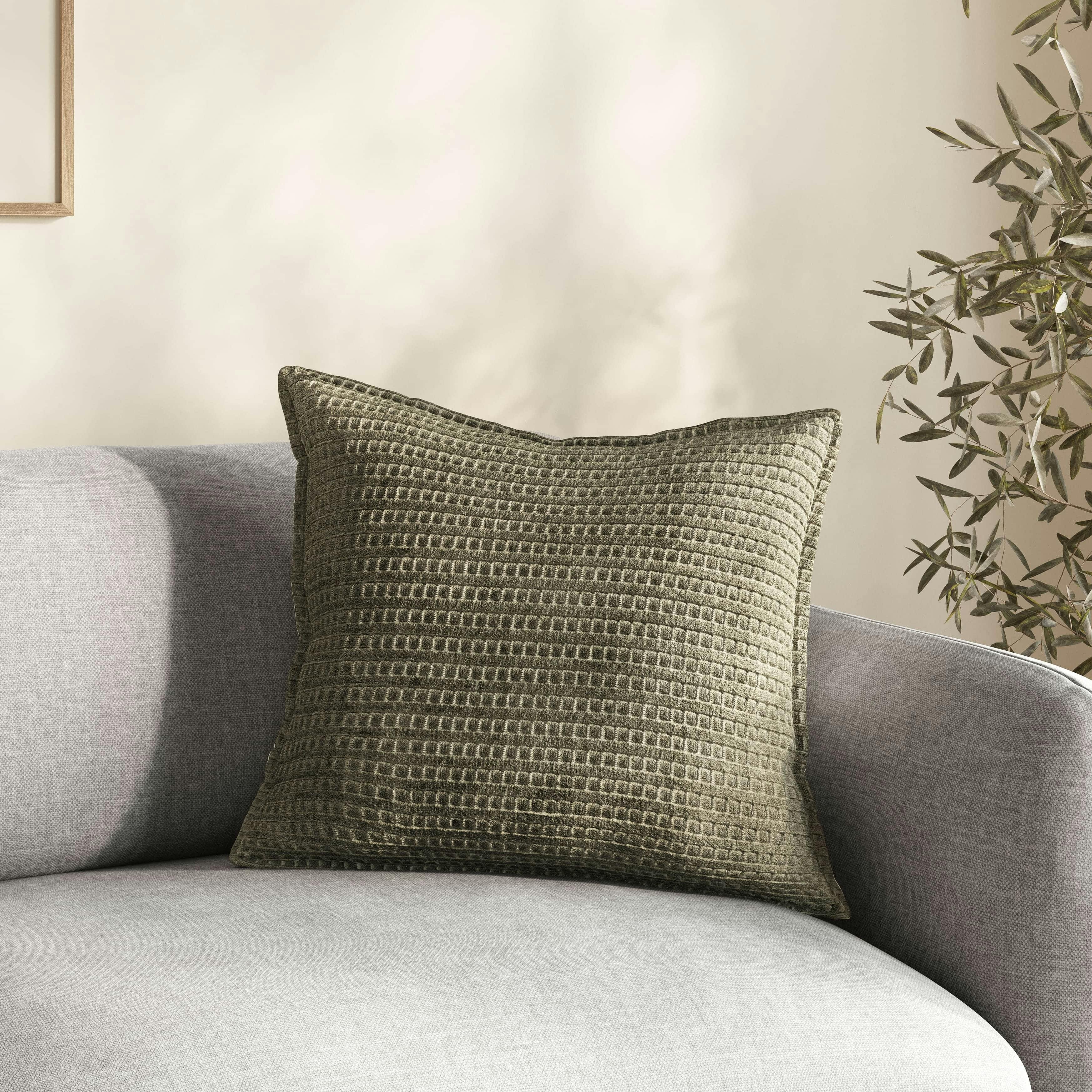 Camil Velvet Pillow - Green
