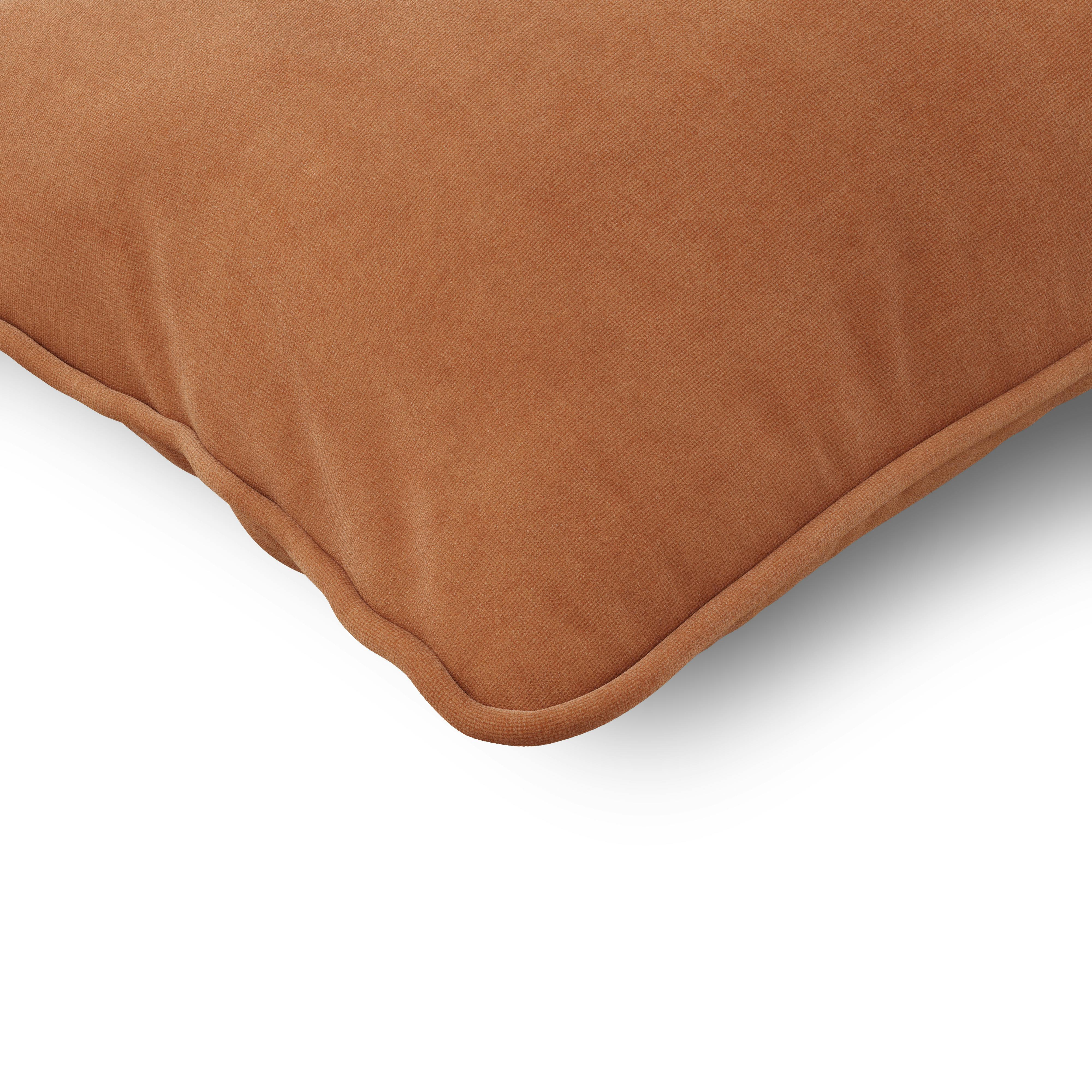 Article Lucca Velvet Pillow - Thumbnail 3