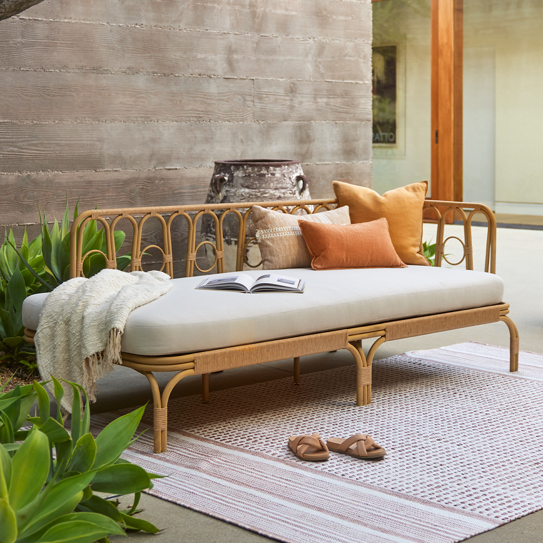 outdoor lounge chairs metal