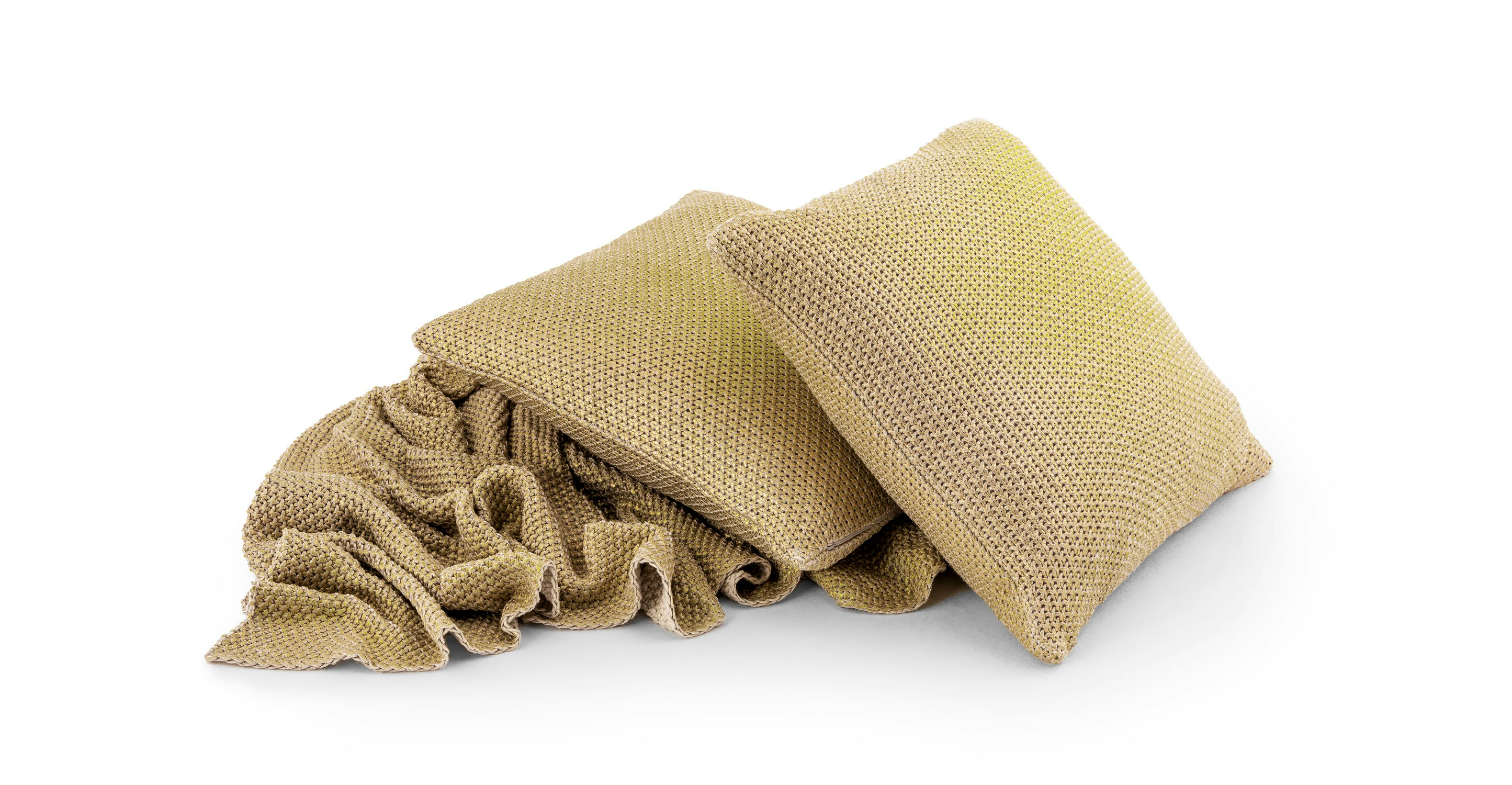 Adorn Gold Throw and Pillow Set Article