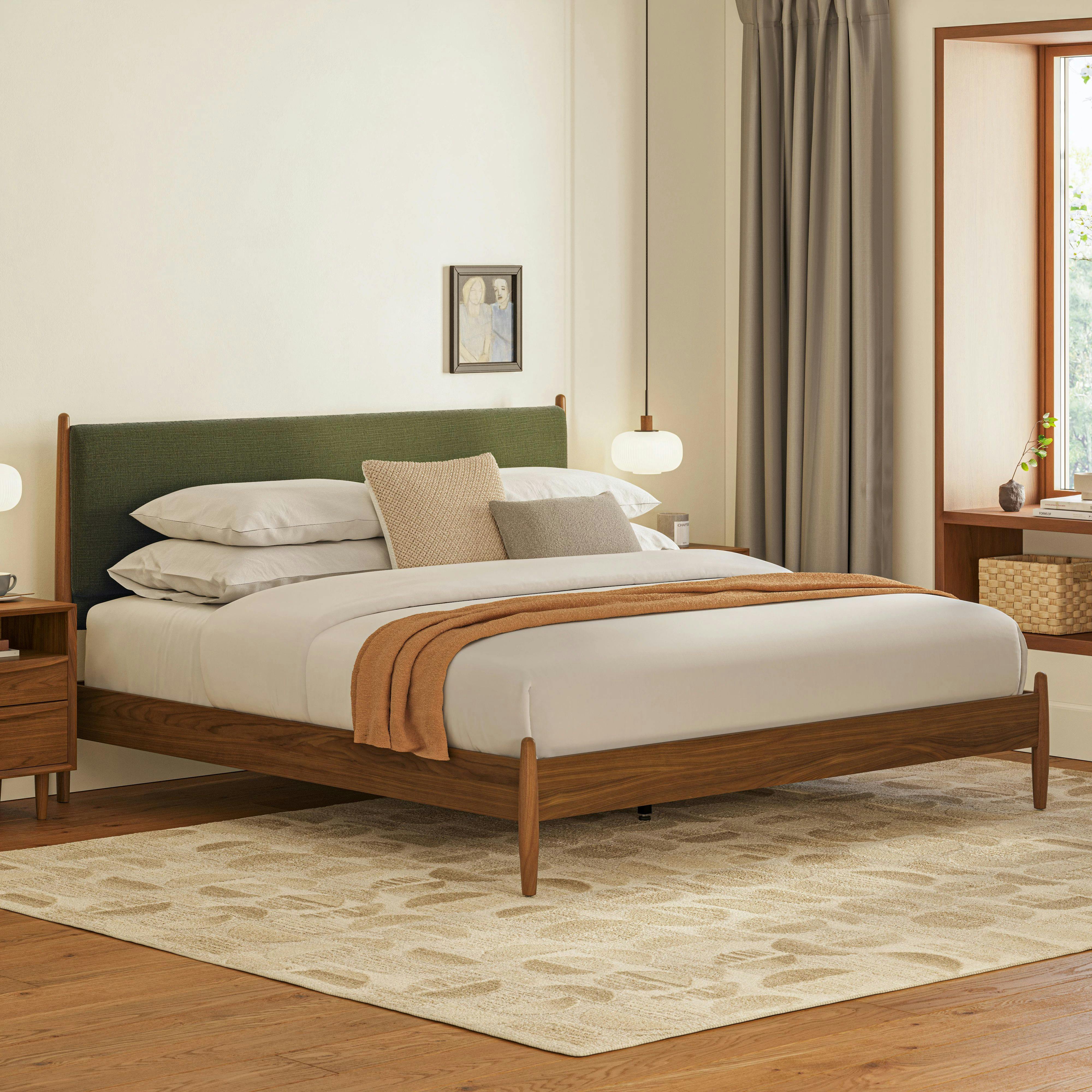 An AnRegalia CrownEmpireKINGSDOWセミダブル Lenia Walnut and Flou Moss King Upholstered Panel Bed | Article
