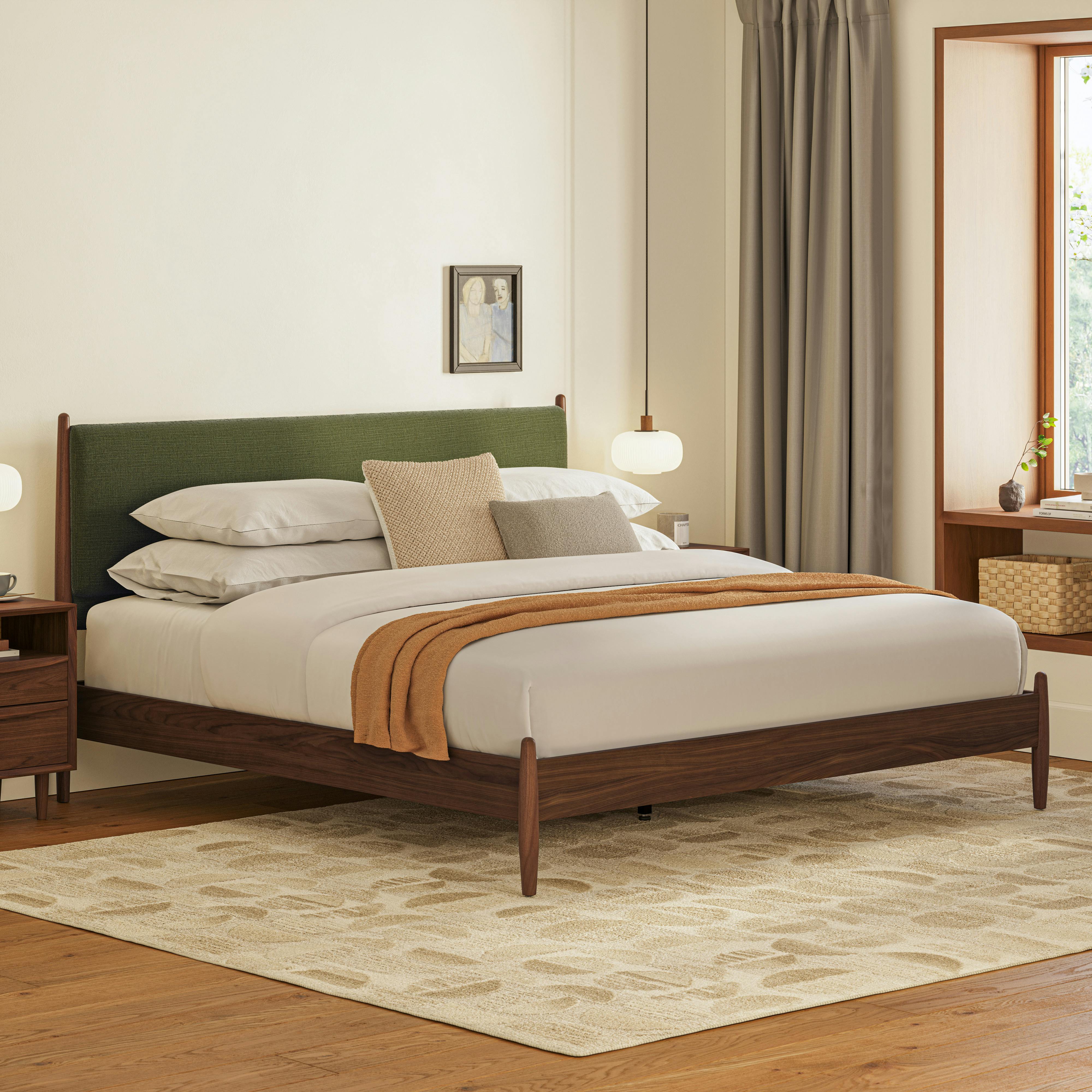 An AnRegalia CrownEmpireKINGSDOWセミダブル Lenia Walnut and Flou Moss King Upholstered Panel Bed | Article